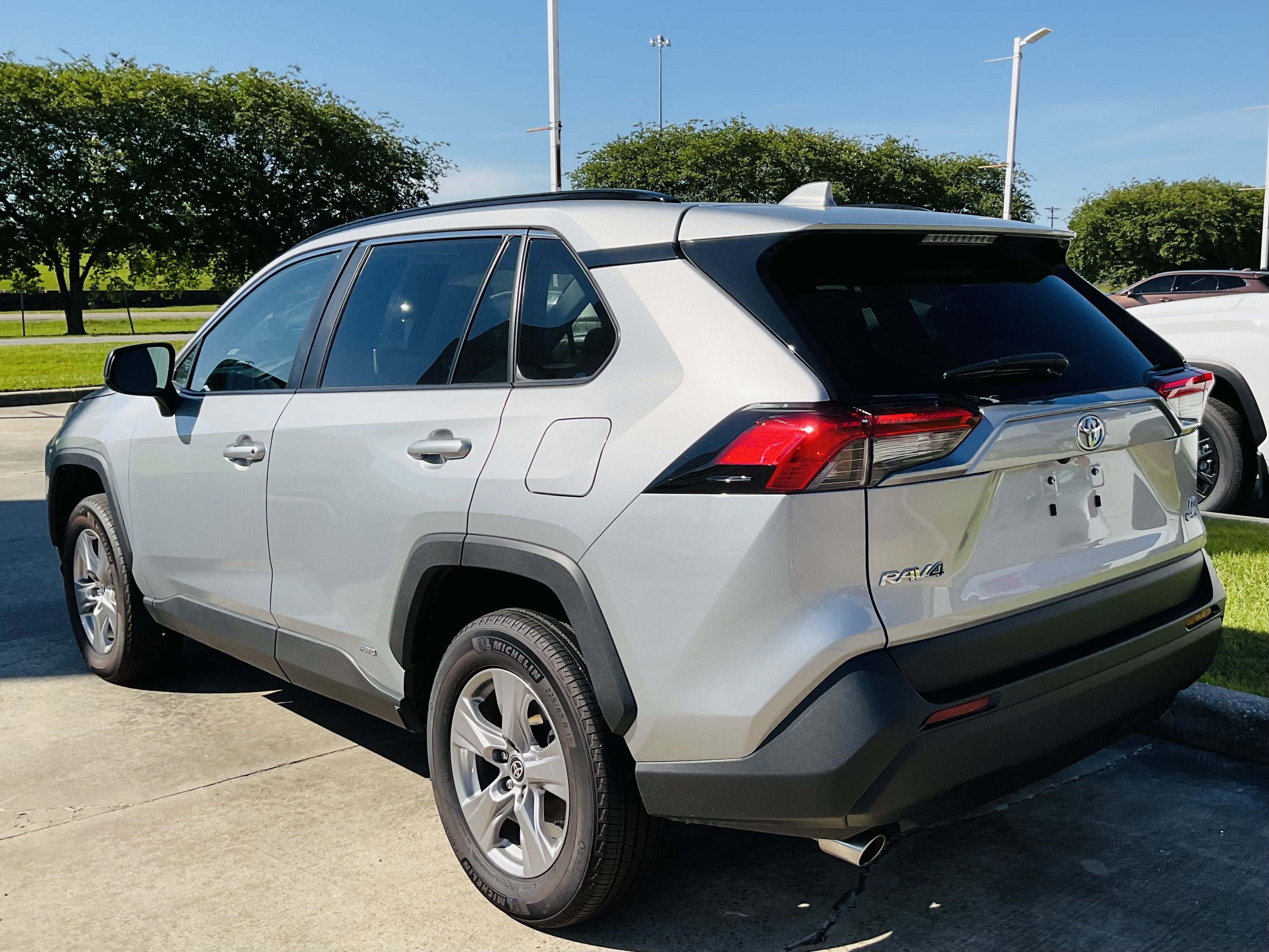 2025 Toyota RAV4 HYBRID Hybrid LE