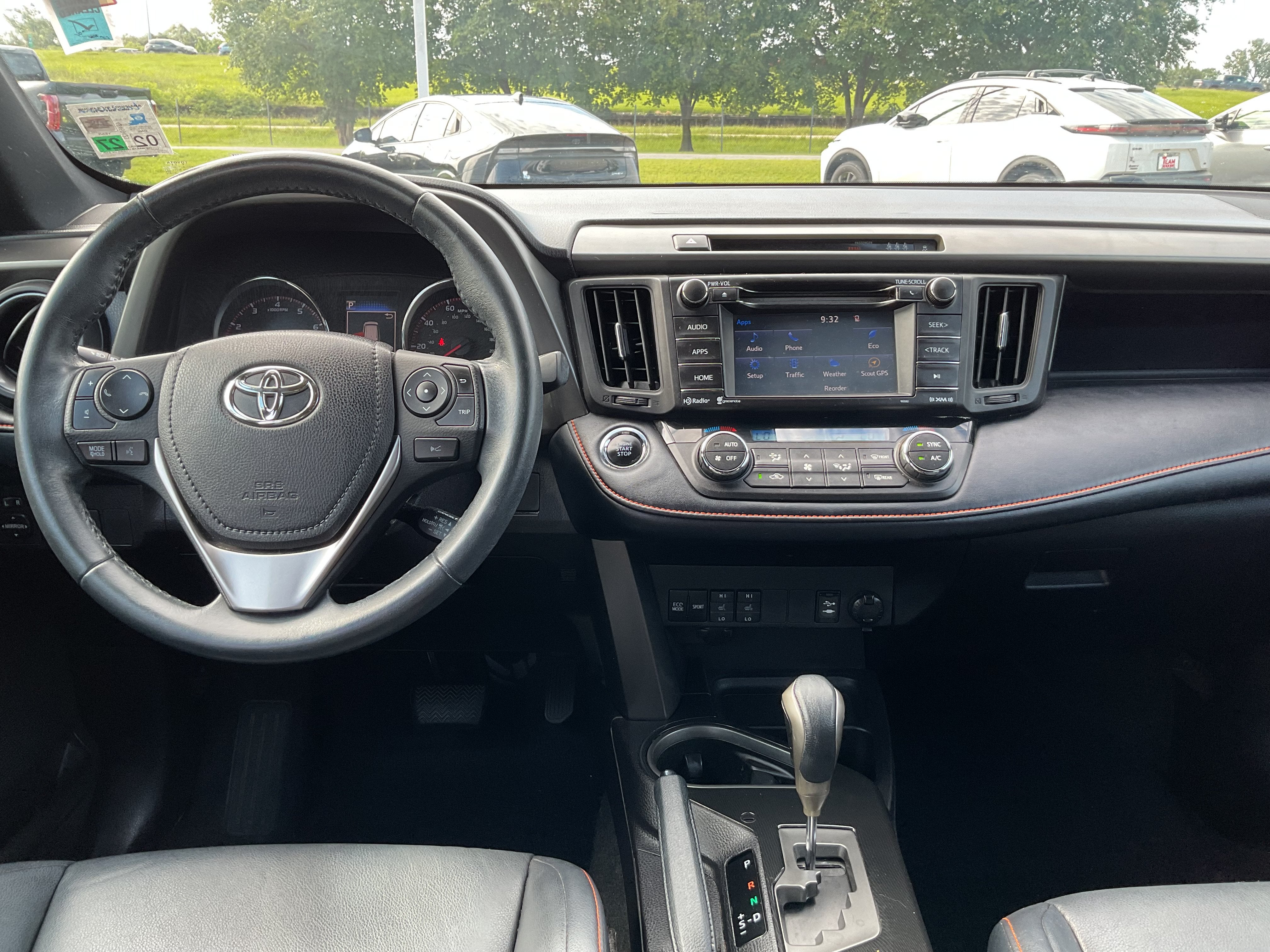 2018 Toyota RAV4 SE