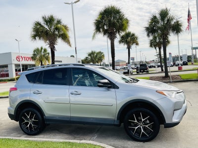2018 Toyota RAV4 SE