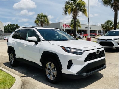 2025 Toyota RAV4 XLE