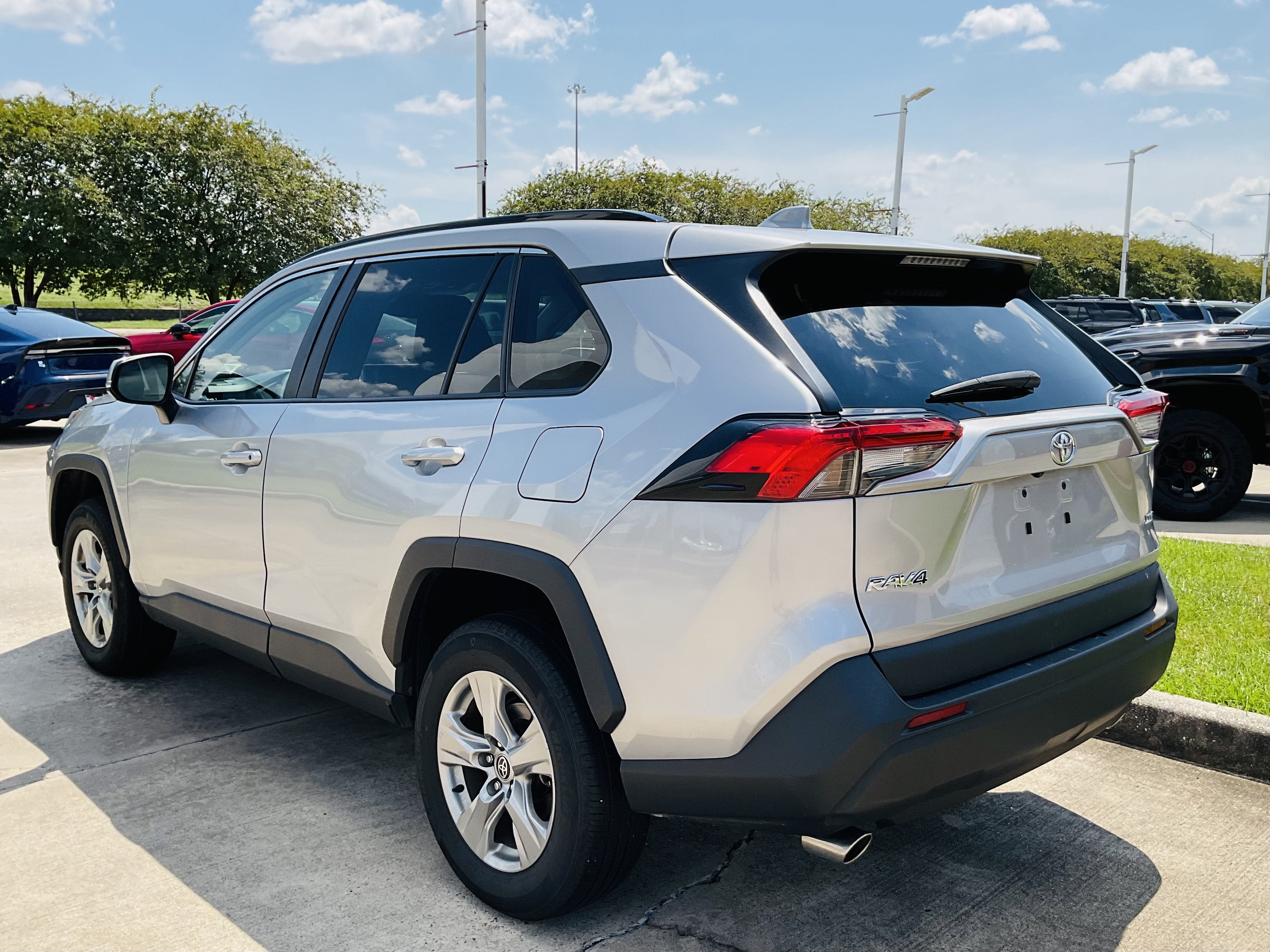 2024 Toyota RAV4 XLE