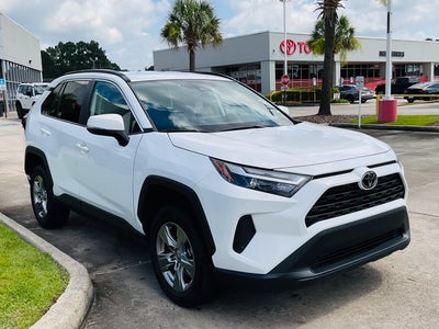 2025 Toyota RAV4 XLE