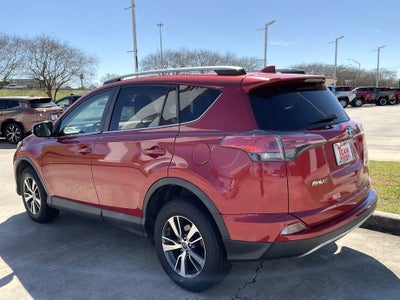 2017 Toyota RAV4 XLE