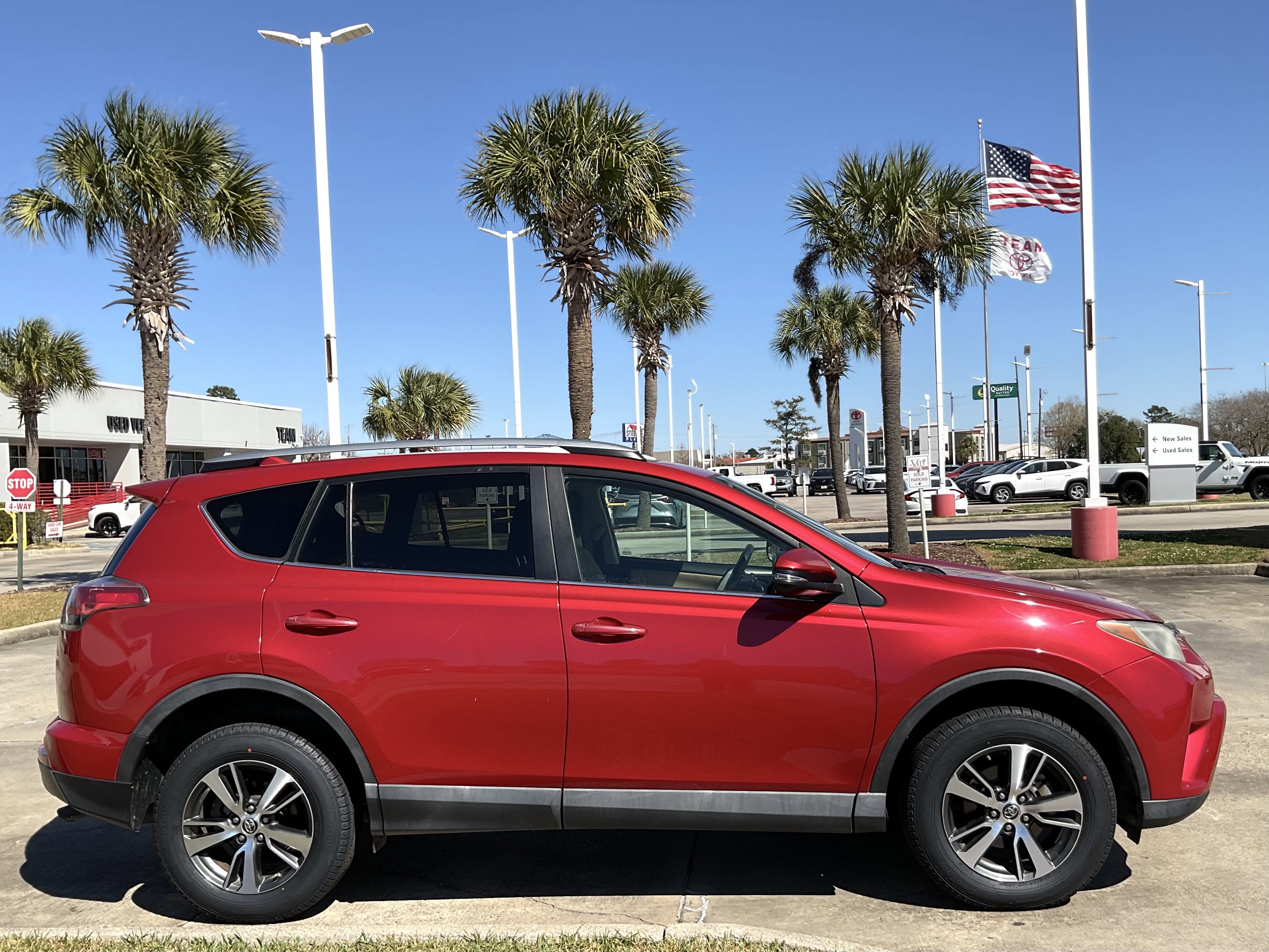 2017 Toyota RAV4 XLE
