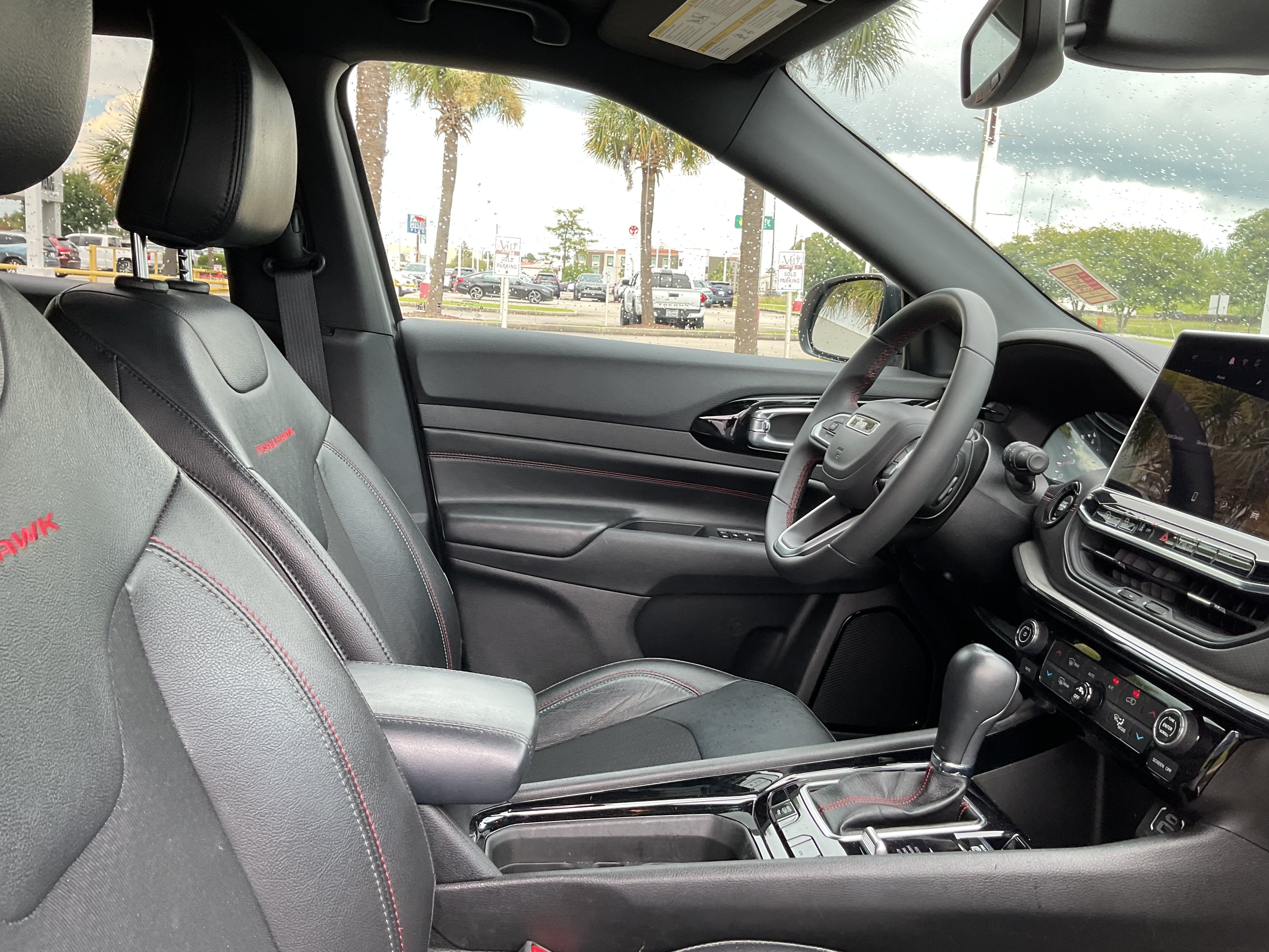 2025 Jeep Compass Trailhawk - Photo 11