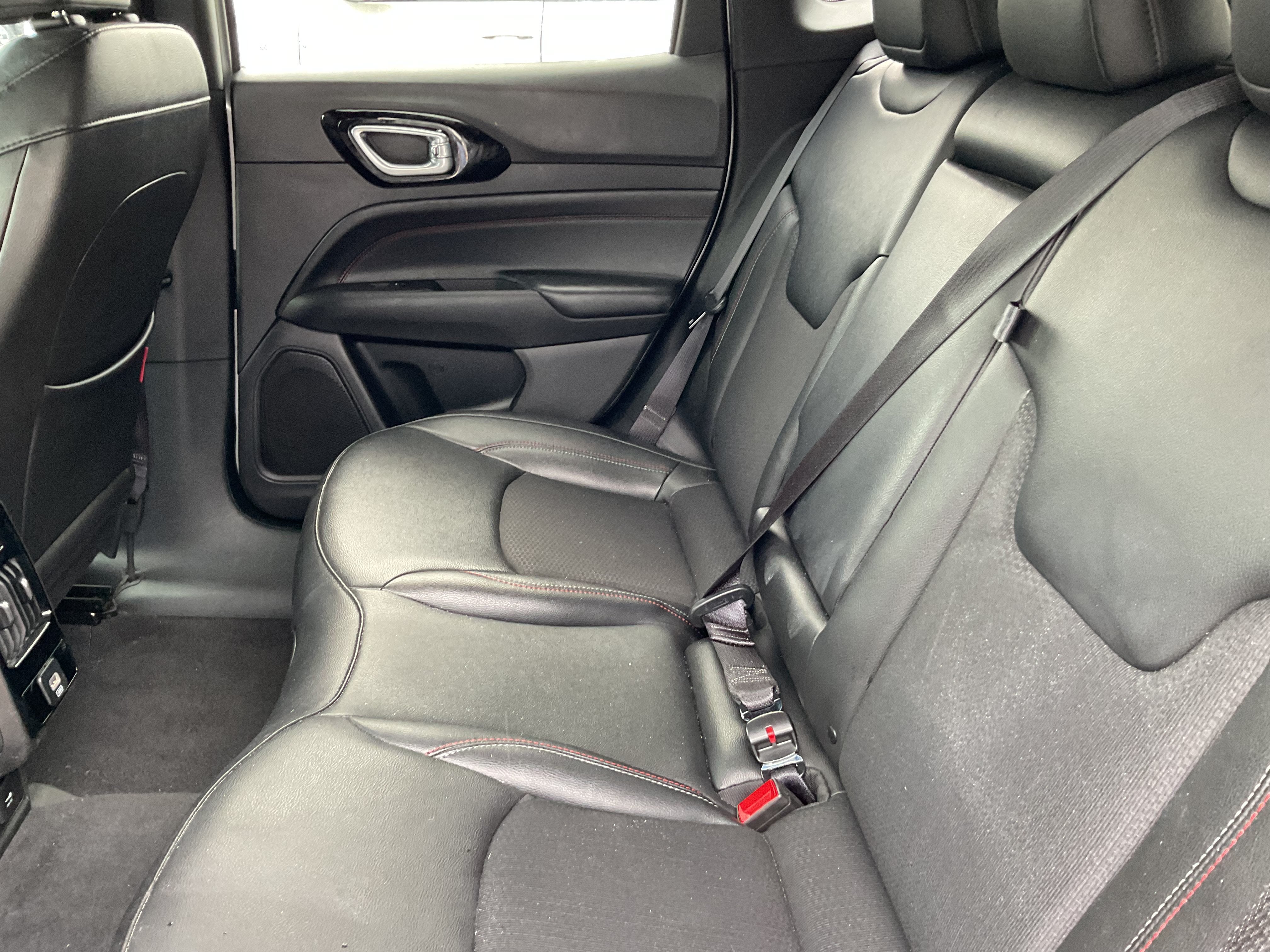 2025 Jeep Compass Trailhawk - Photo 14