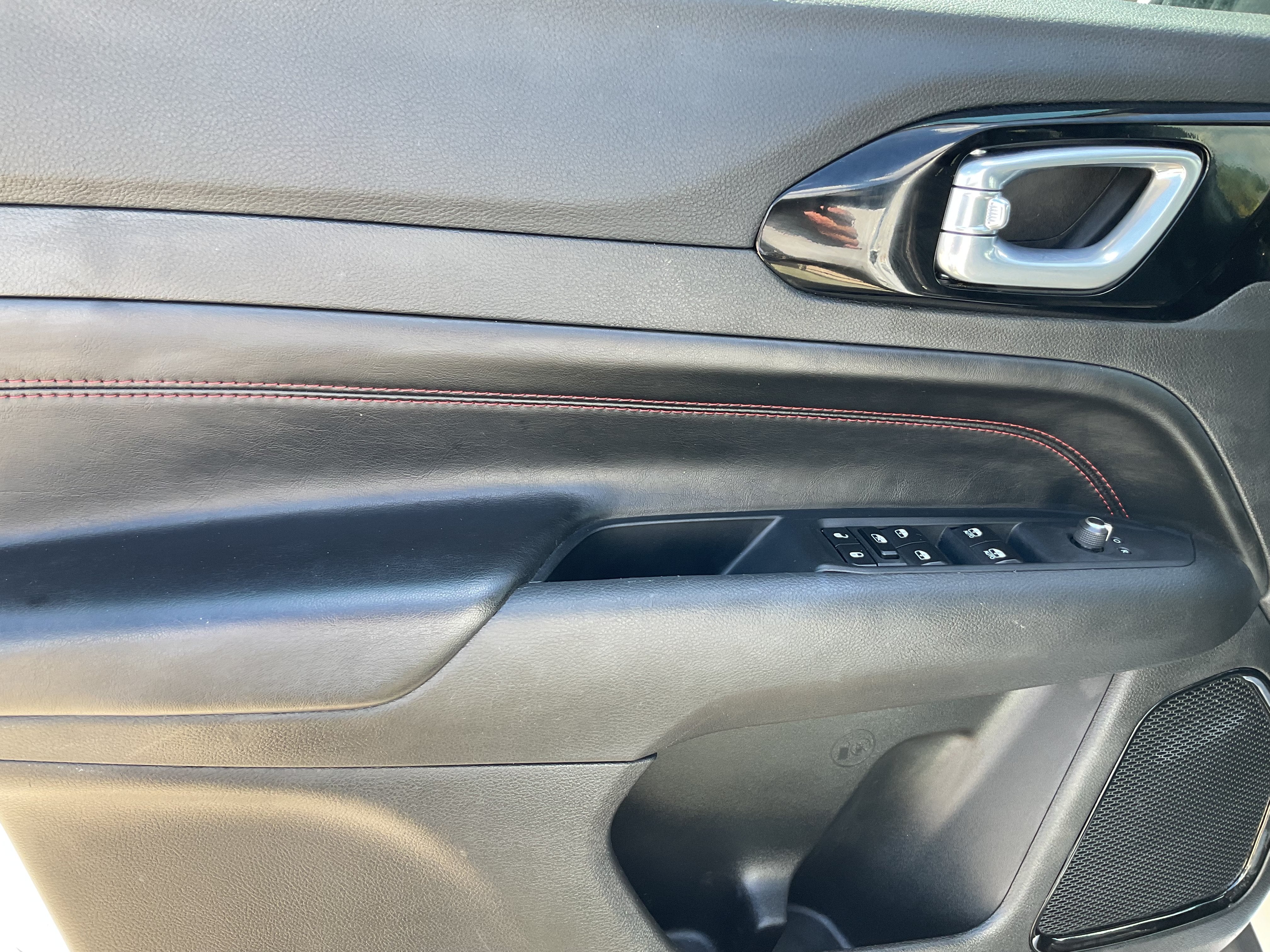 2025 Jeep Compass Trailhawk - Photo 10