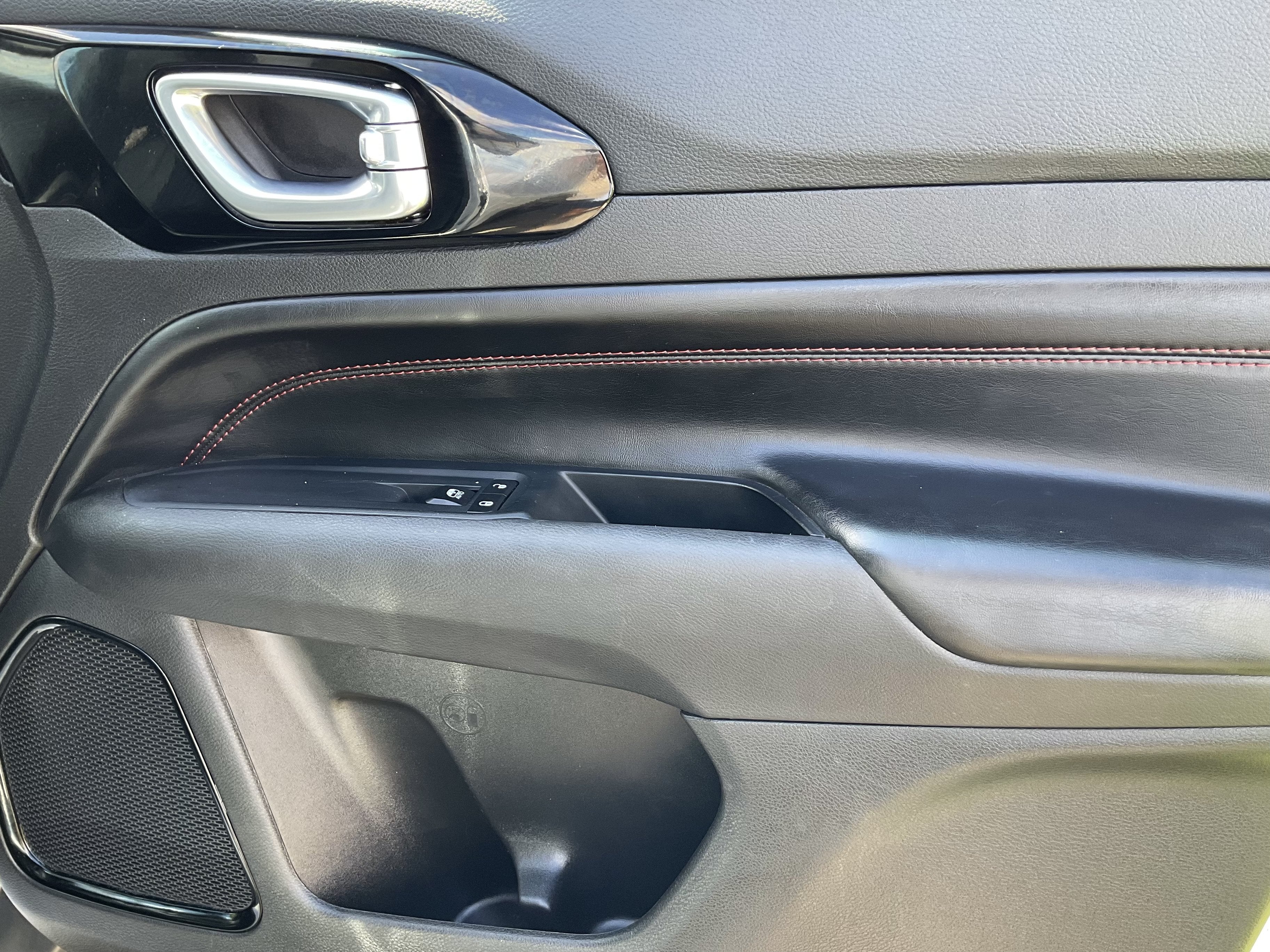 2025 Jeep Compass Trailhawk - Photo 14