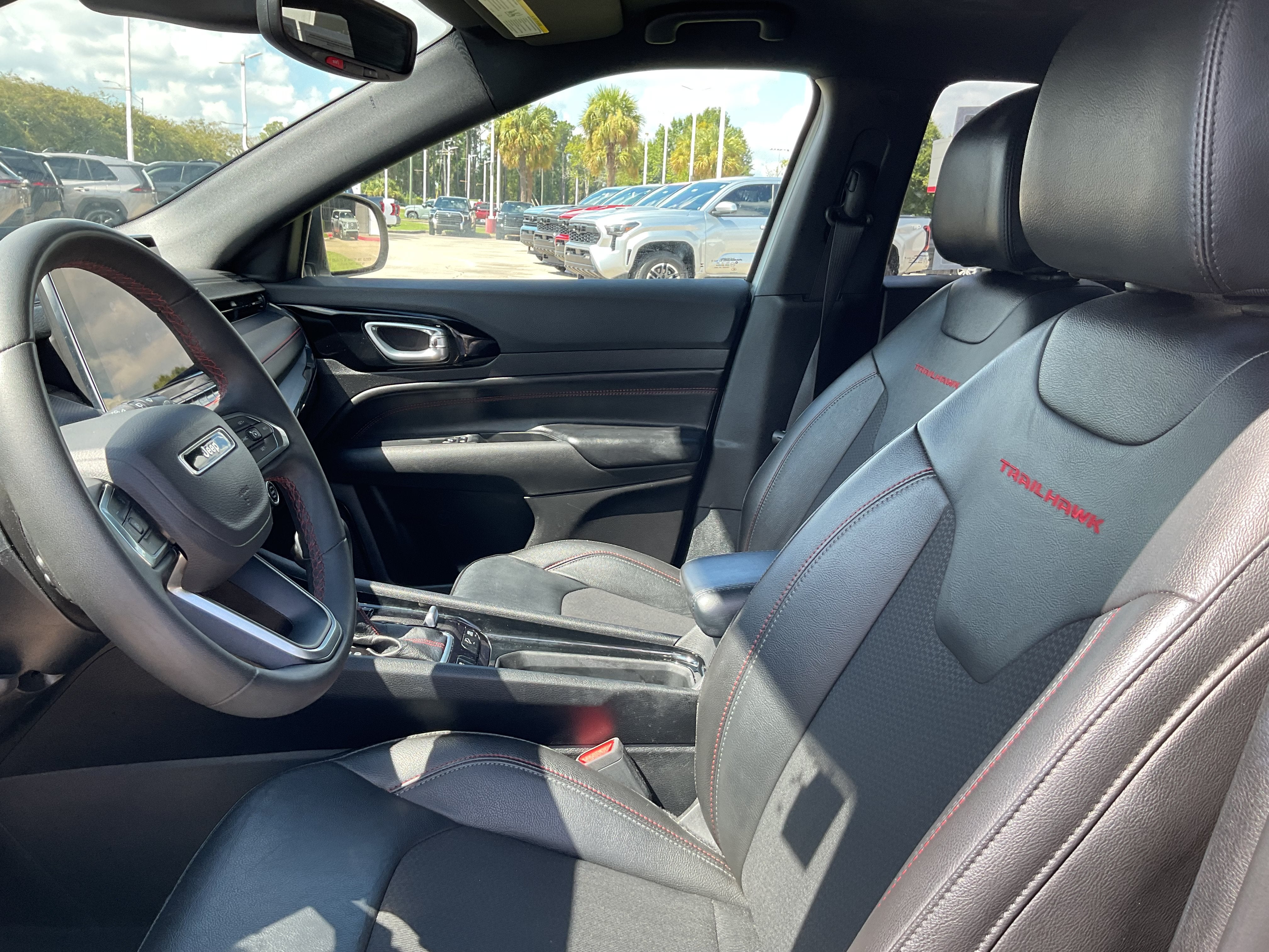 2025 Jeep Compass Trailhawk - Photo 9