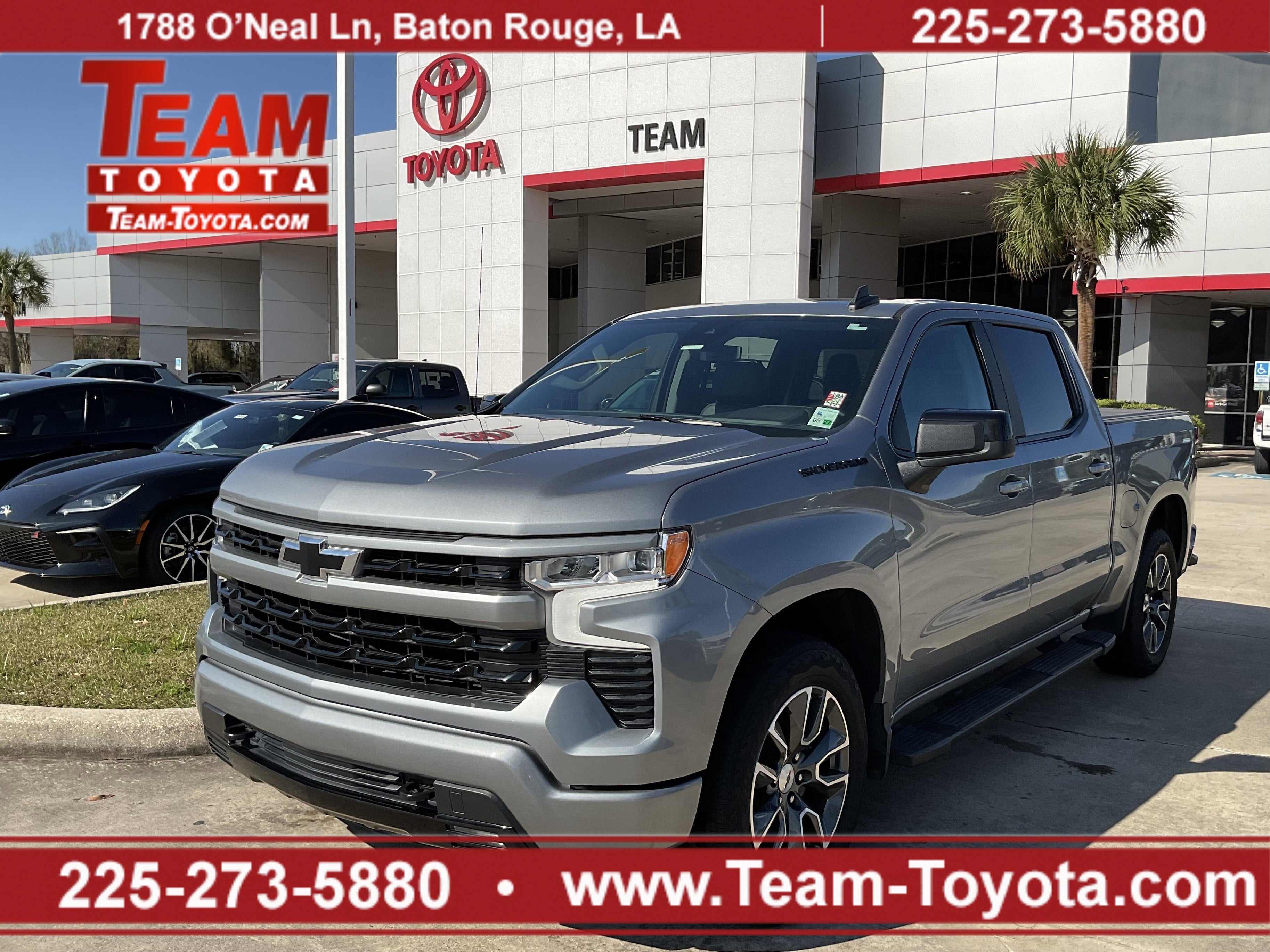 2023 Chevrolet Silverado RST