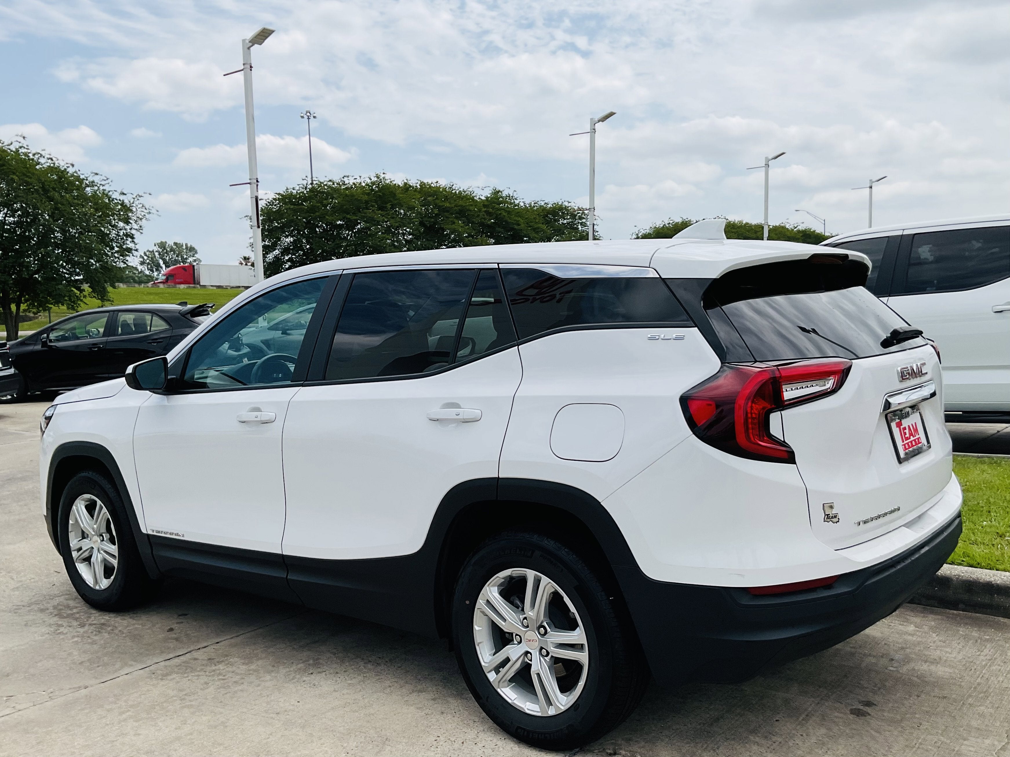 2024 GMC Terrain SLE