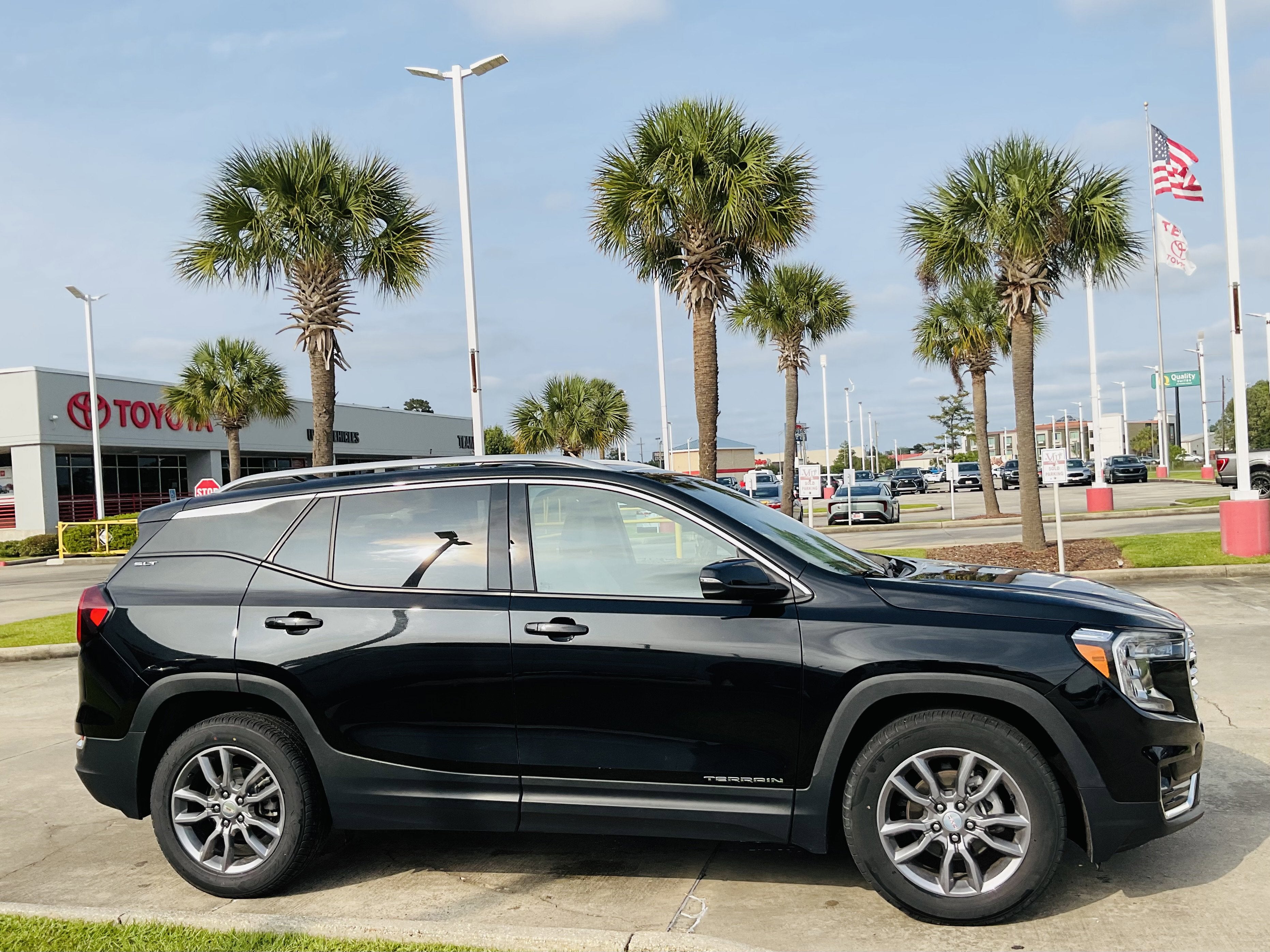 2024 GMC Terrain SLT