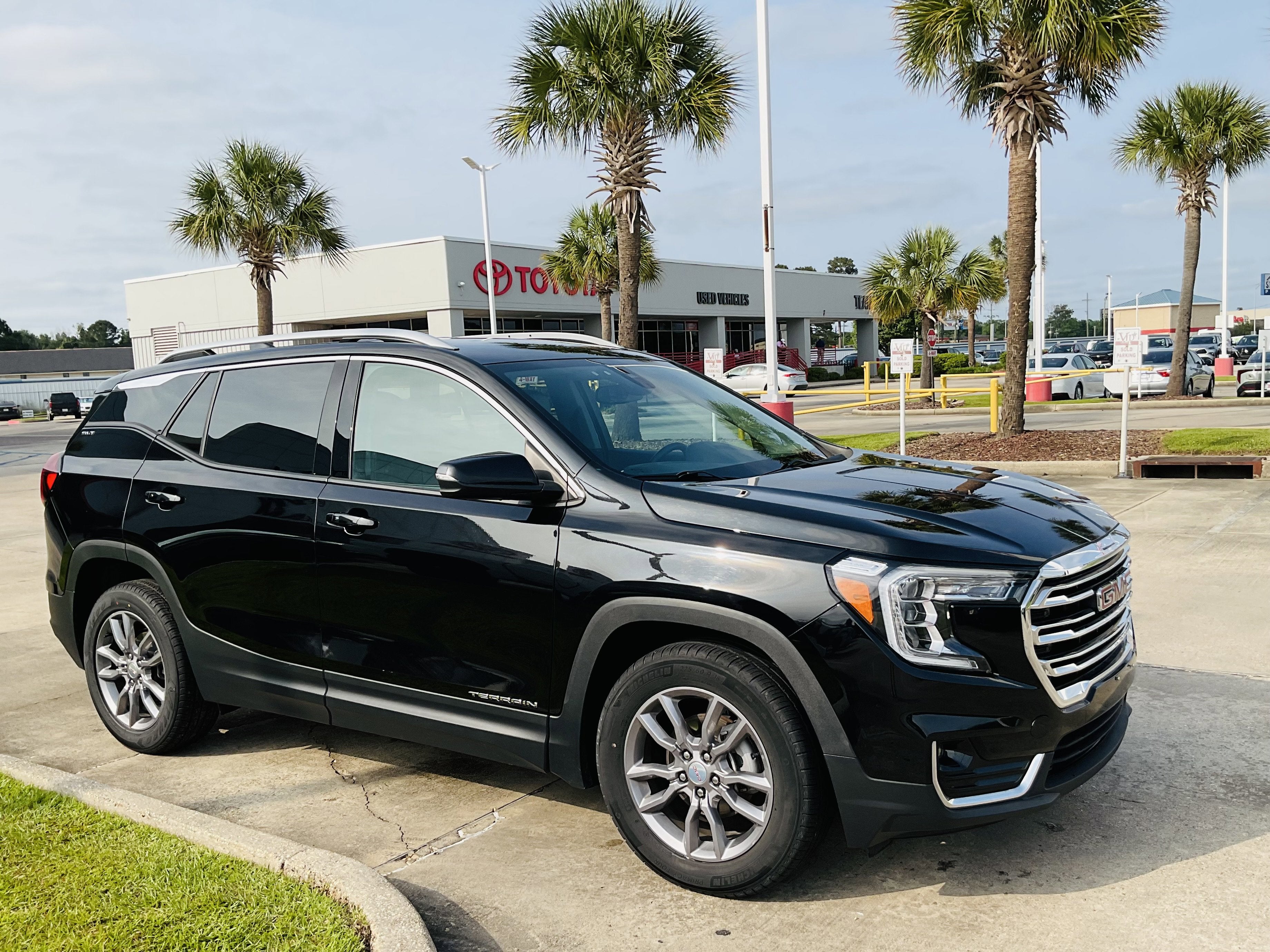 2024 GMC Terrain SLT