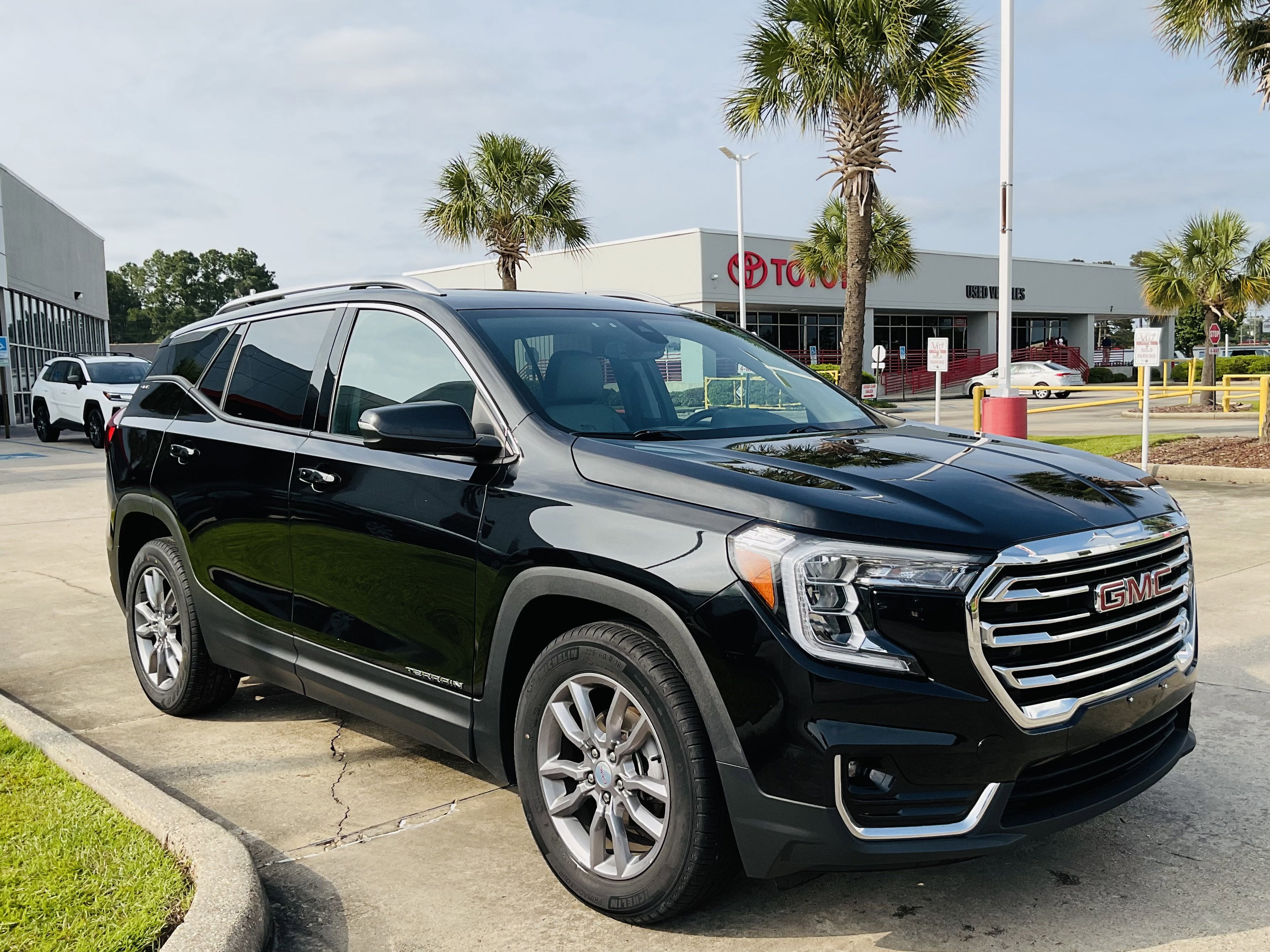 2024 GMC Terrain SLT
