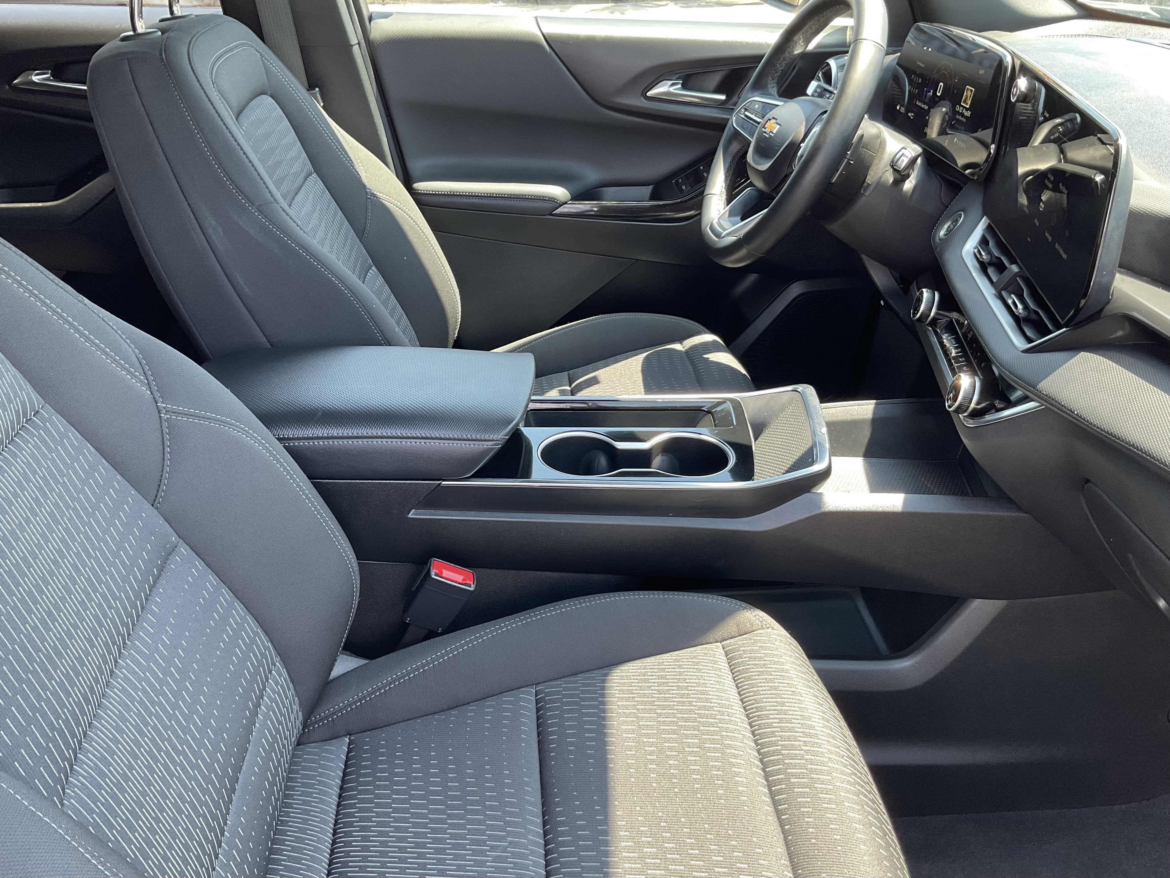 2025 Chevrolet Equinox AWD LT