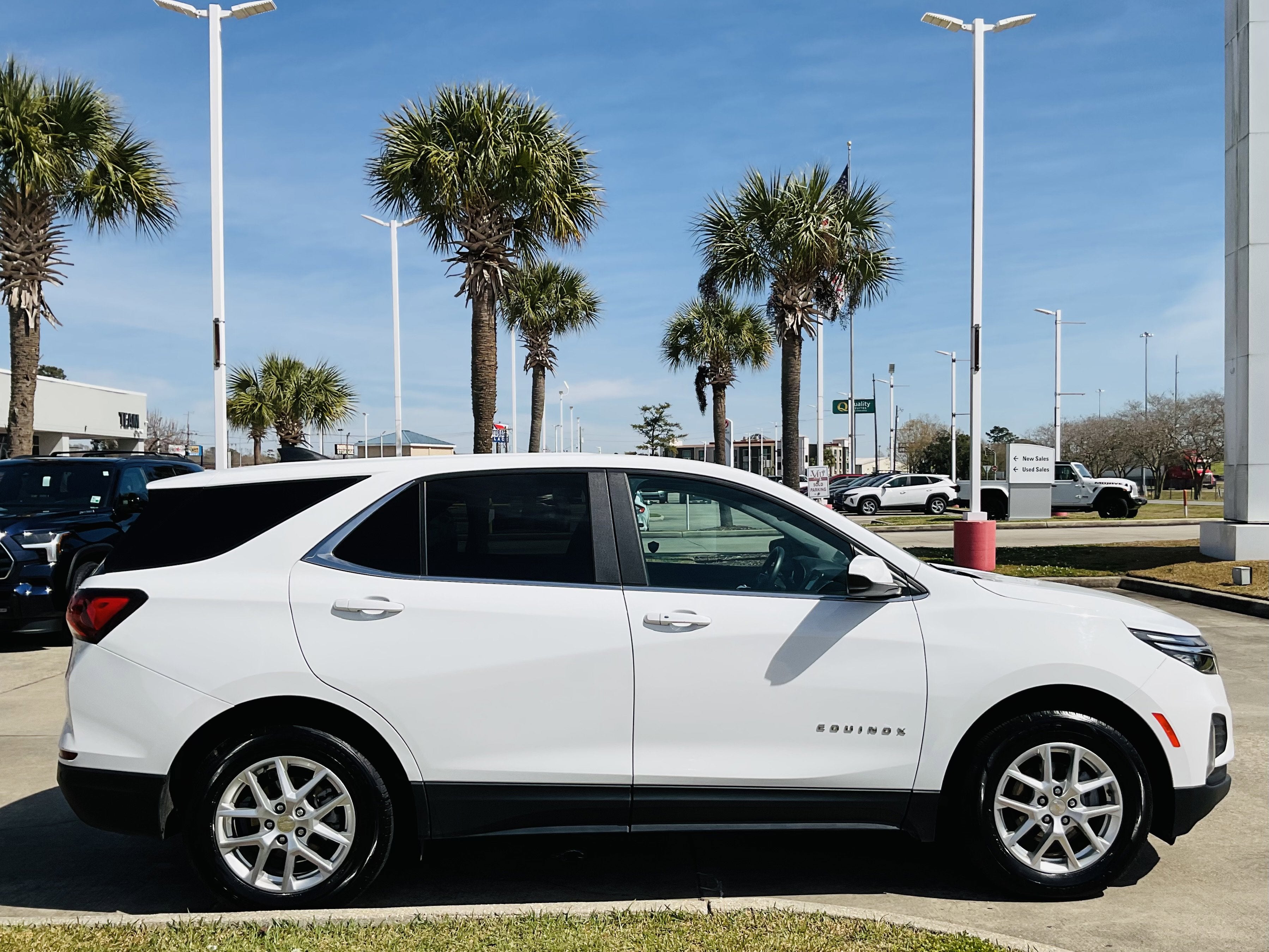 2024 Chevrolet Equinox LT