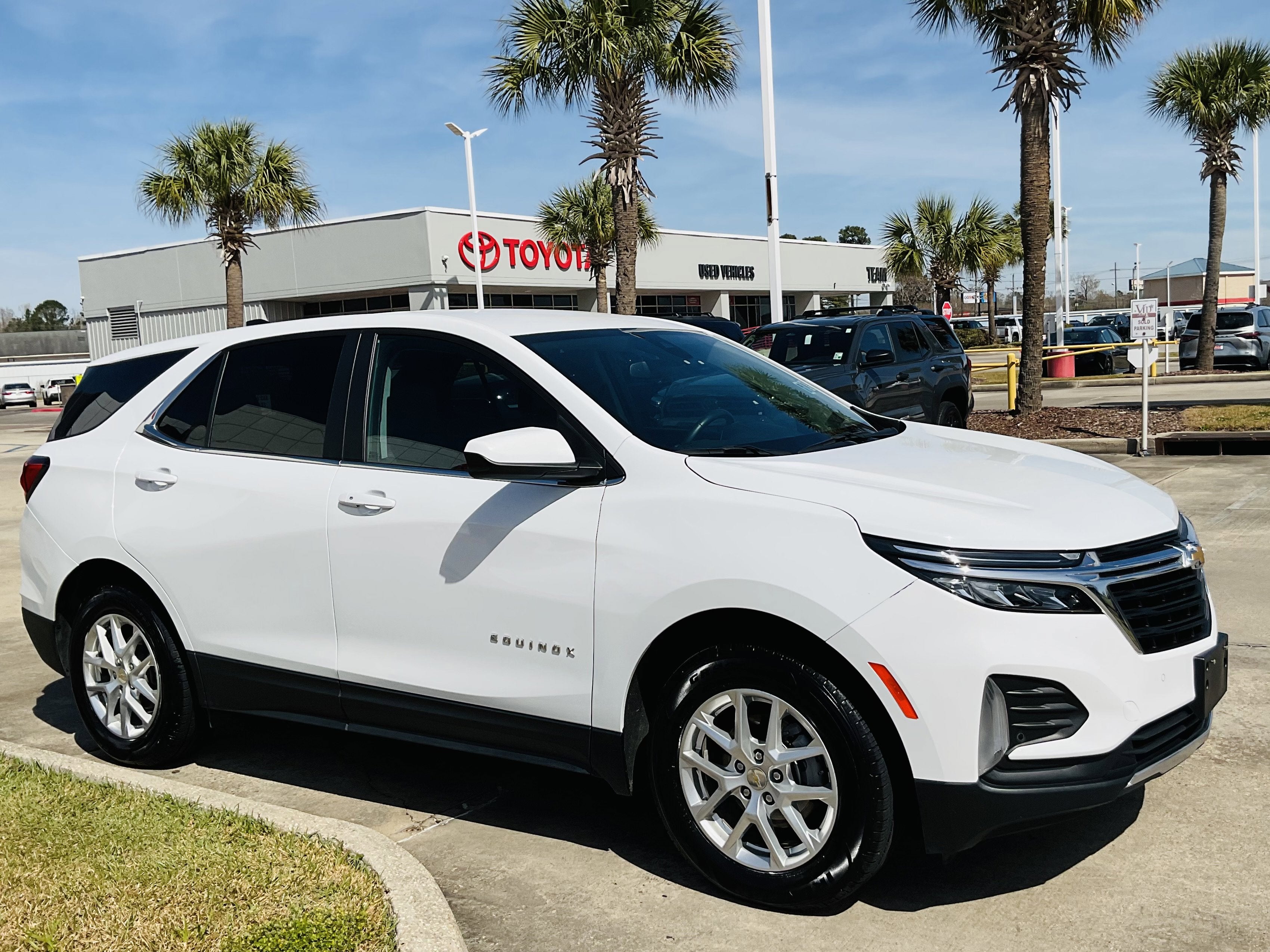 2024 Chevrolet Equinox LT