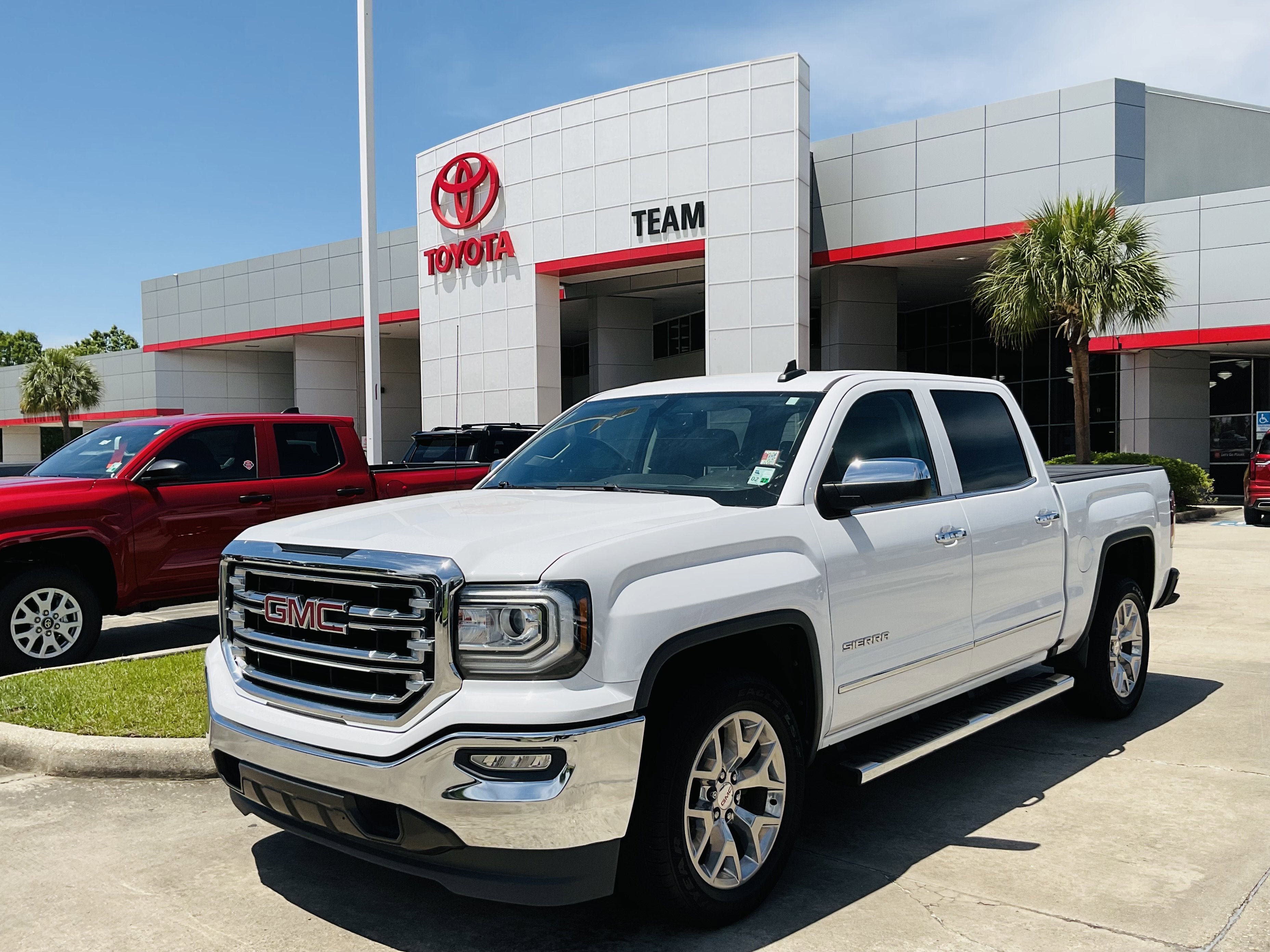 2018 GMC Sierra SLT