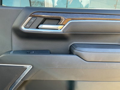 2024 GMC Sierra Elevation