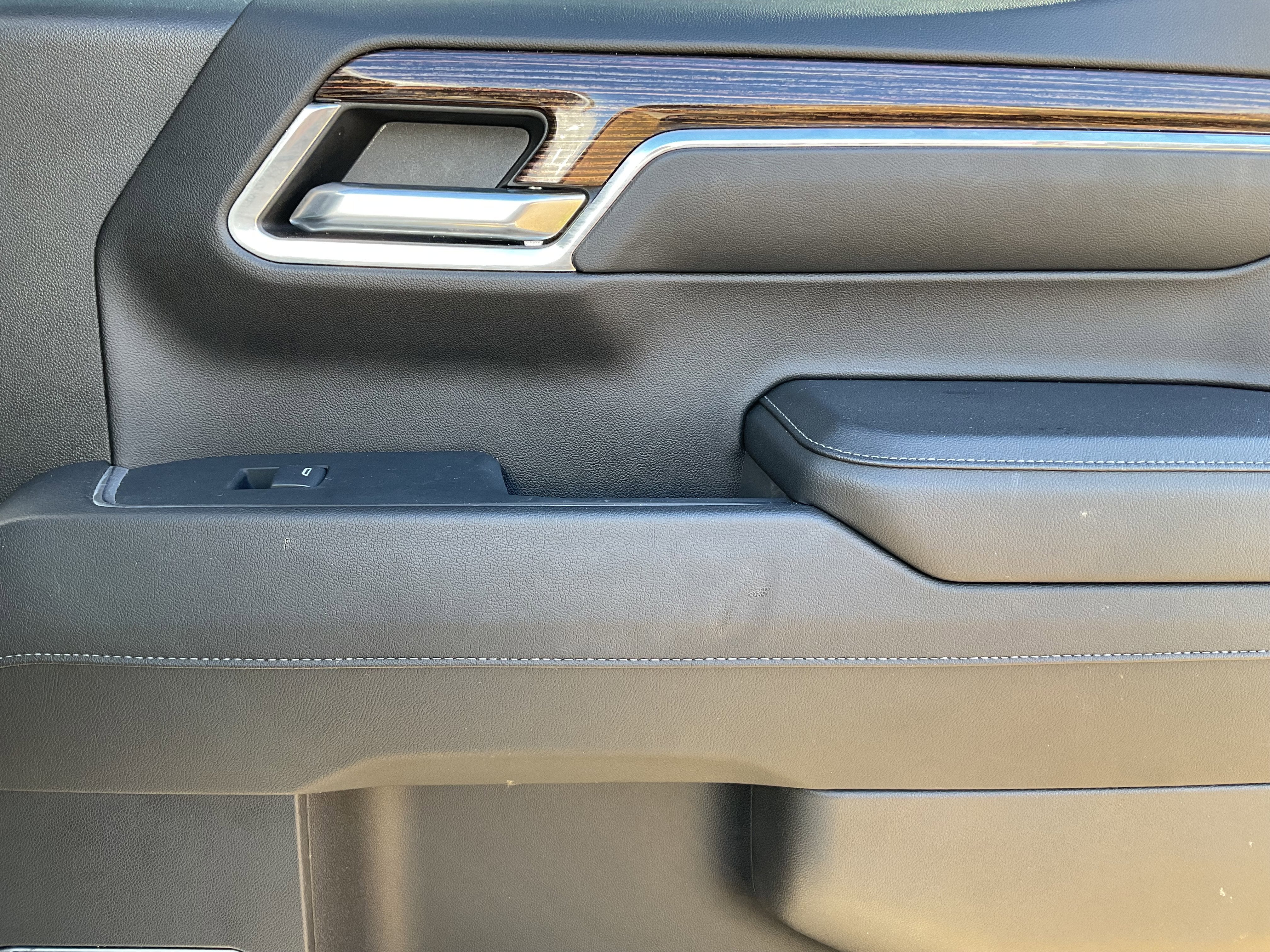 2024 GMC Sierra Elevation