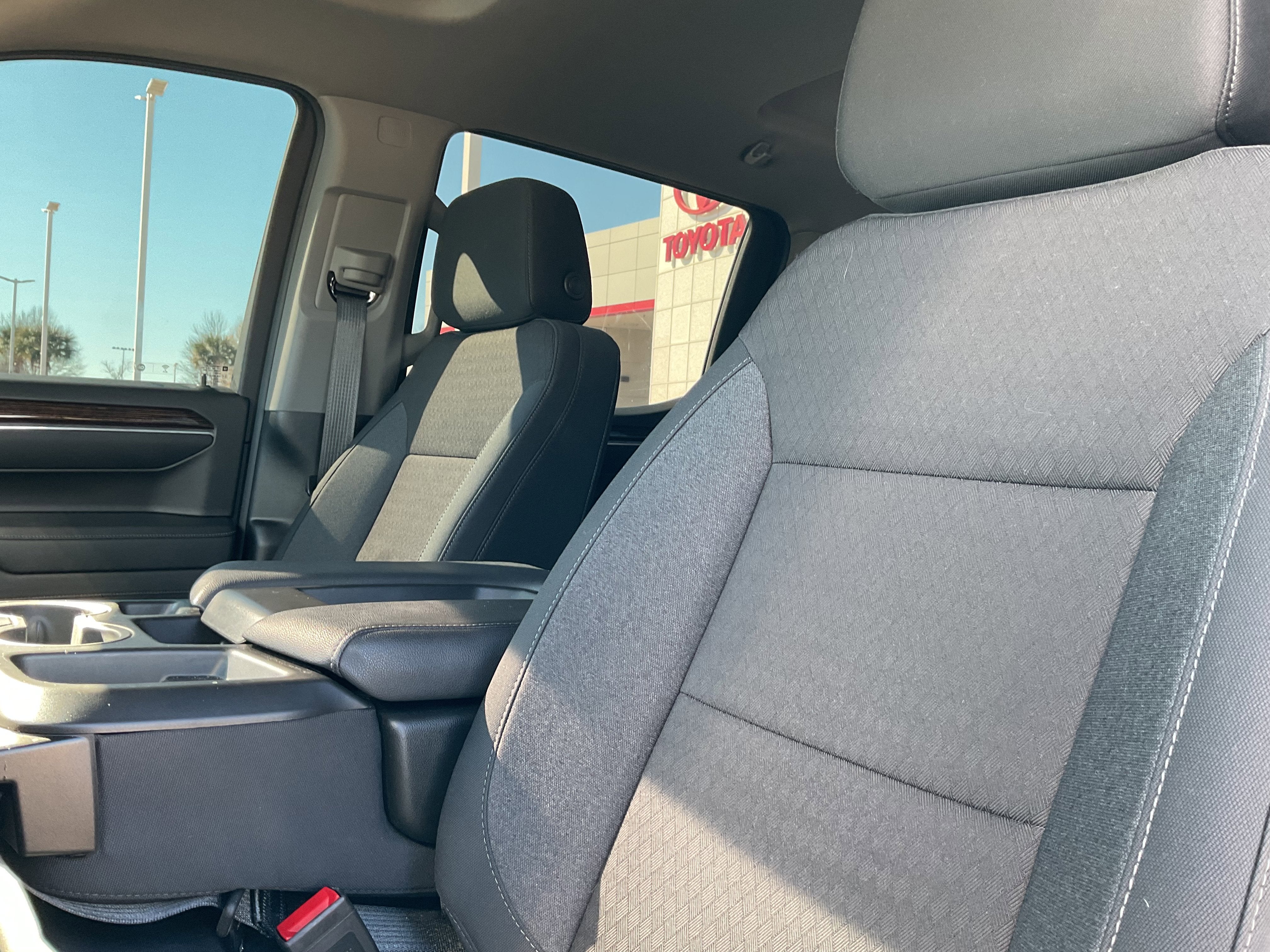 2024 GMC Sierra Elevation