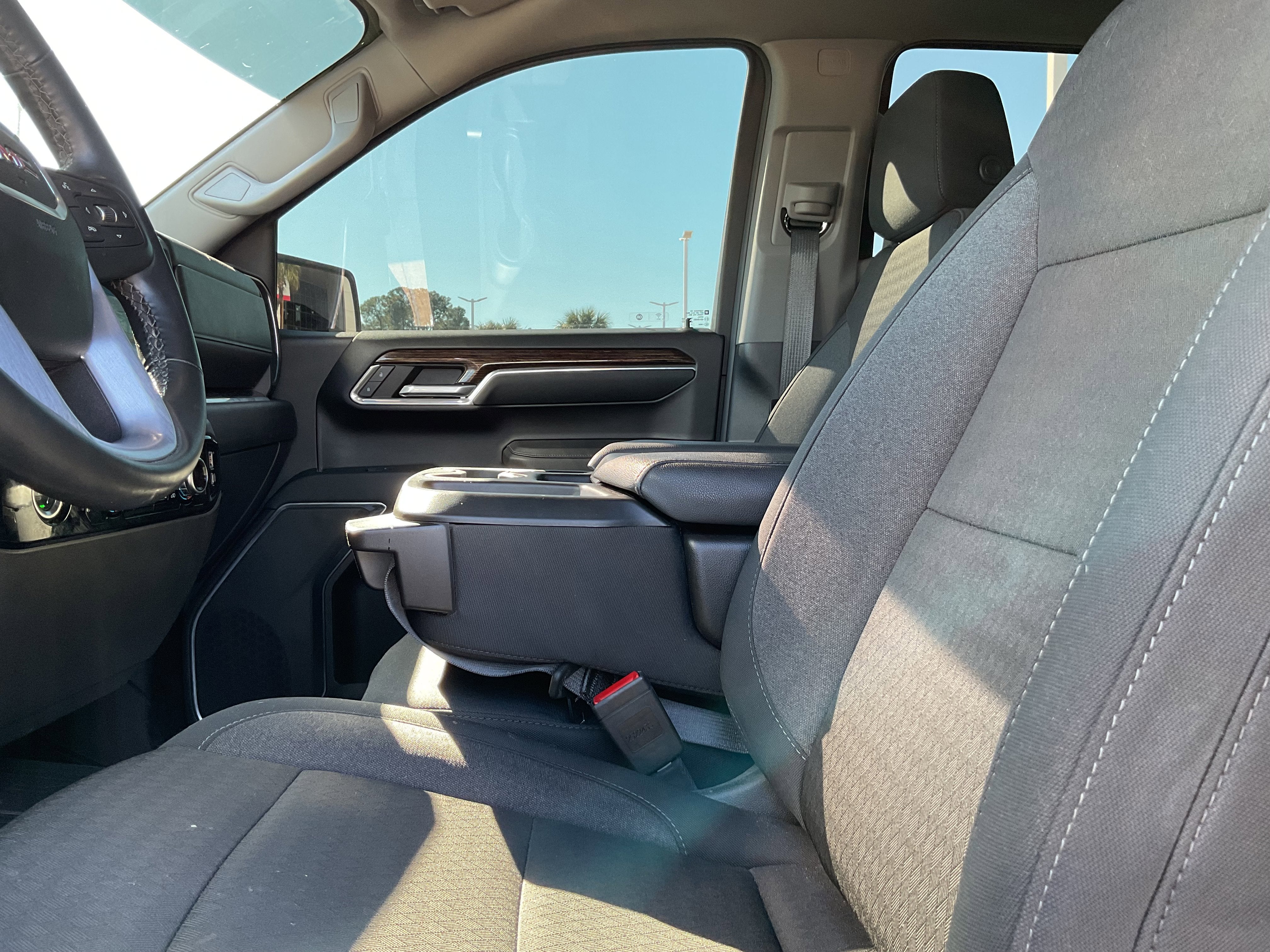 2024 GMC Sierra Elevation