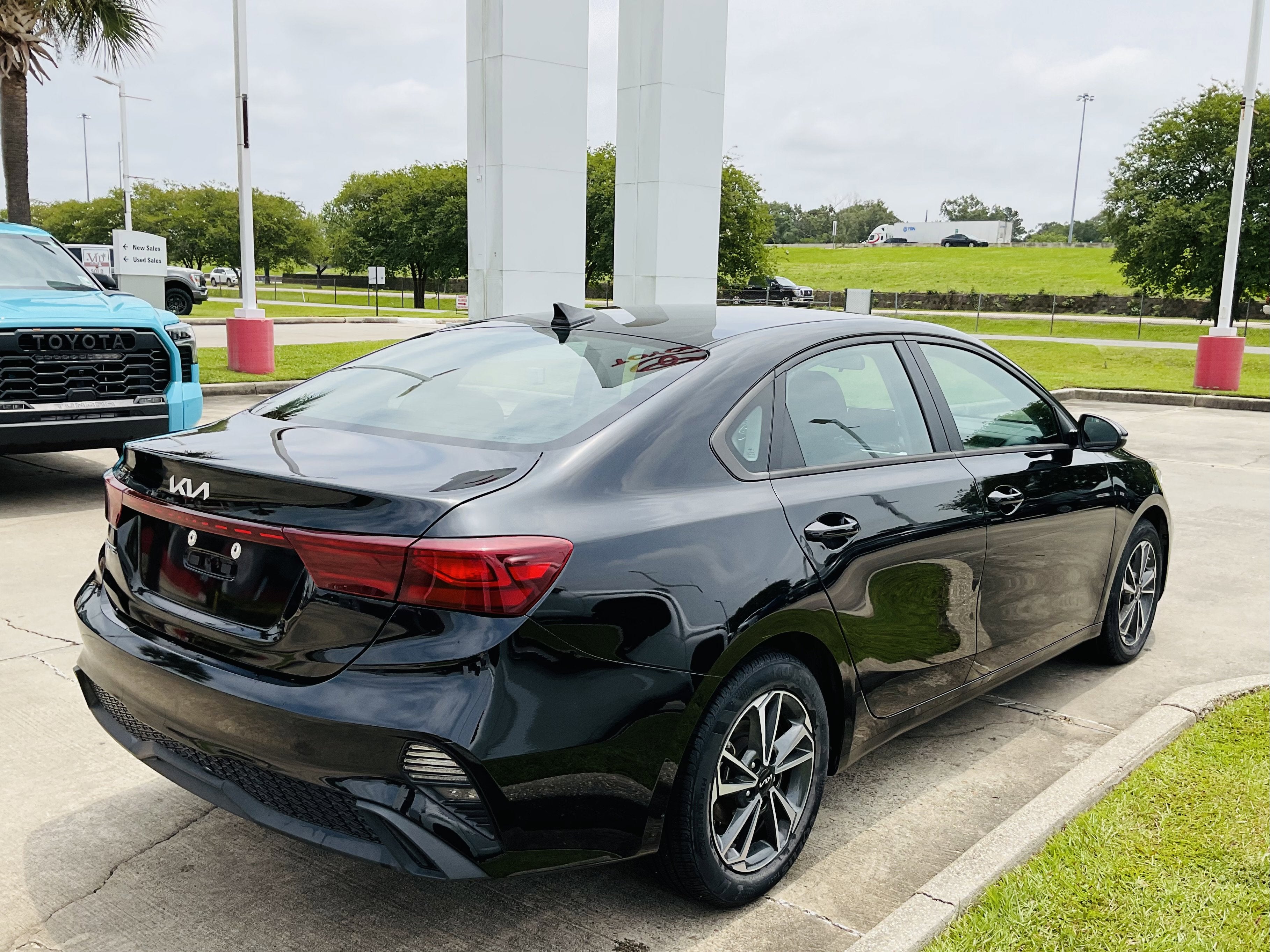 2023 Kia Forte LXS