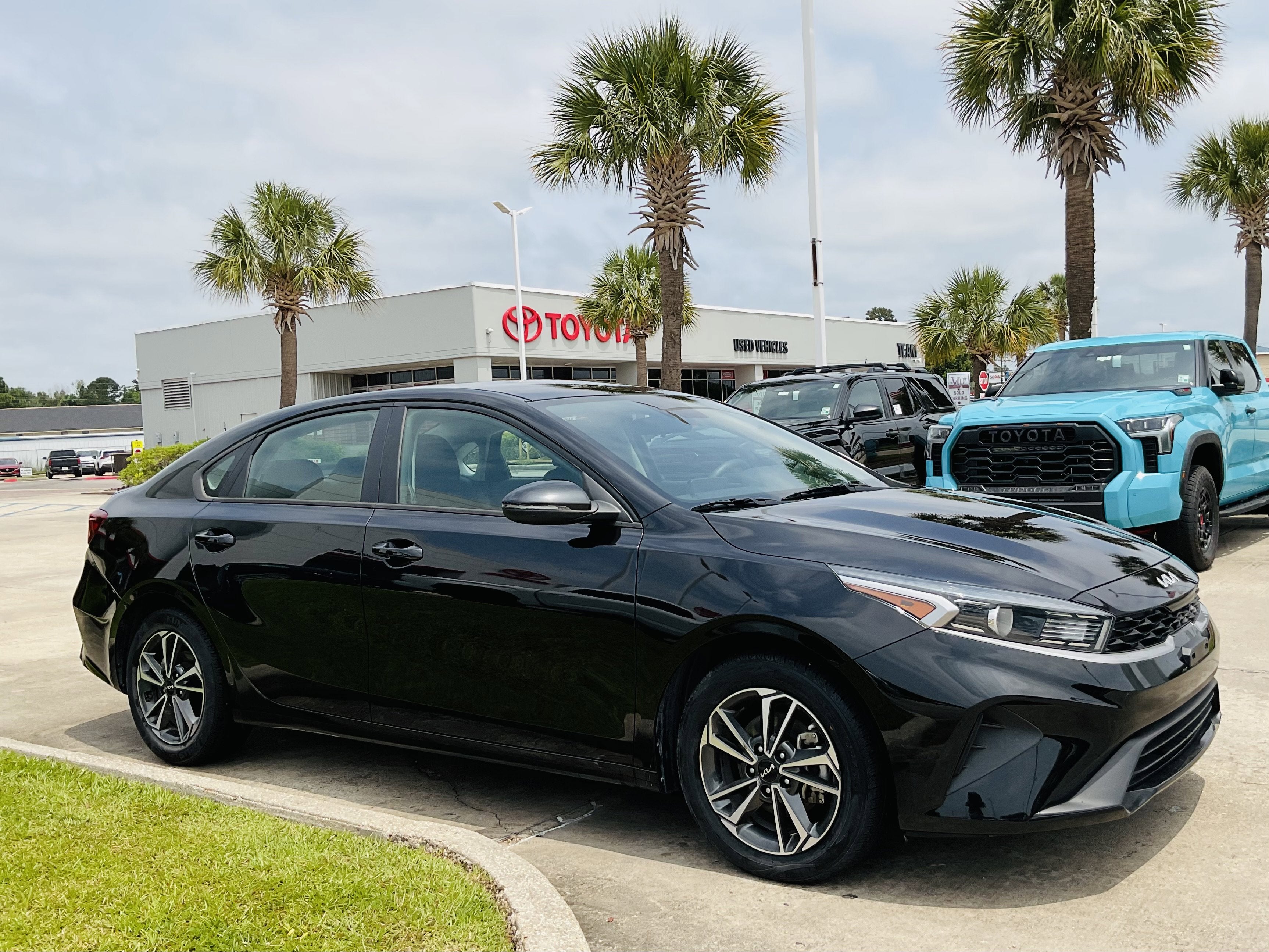 2023 Kia Forte LXS
