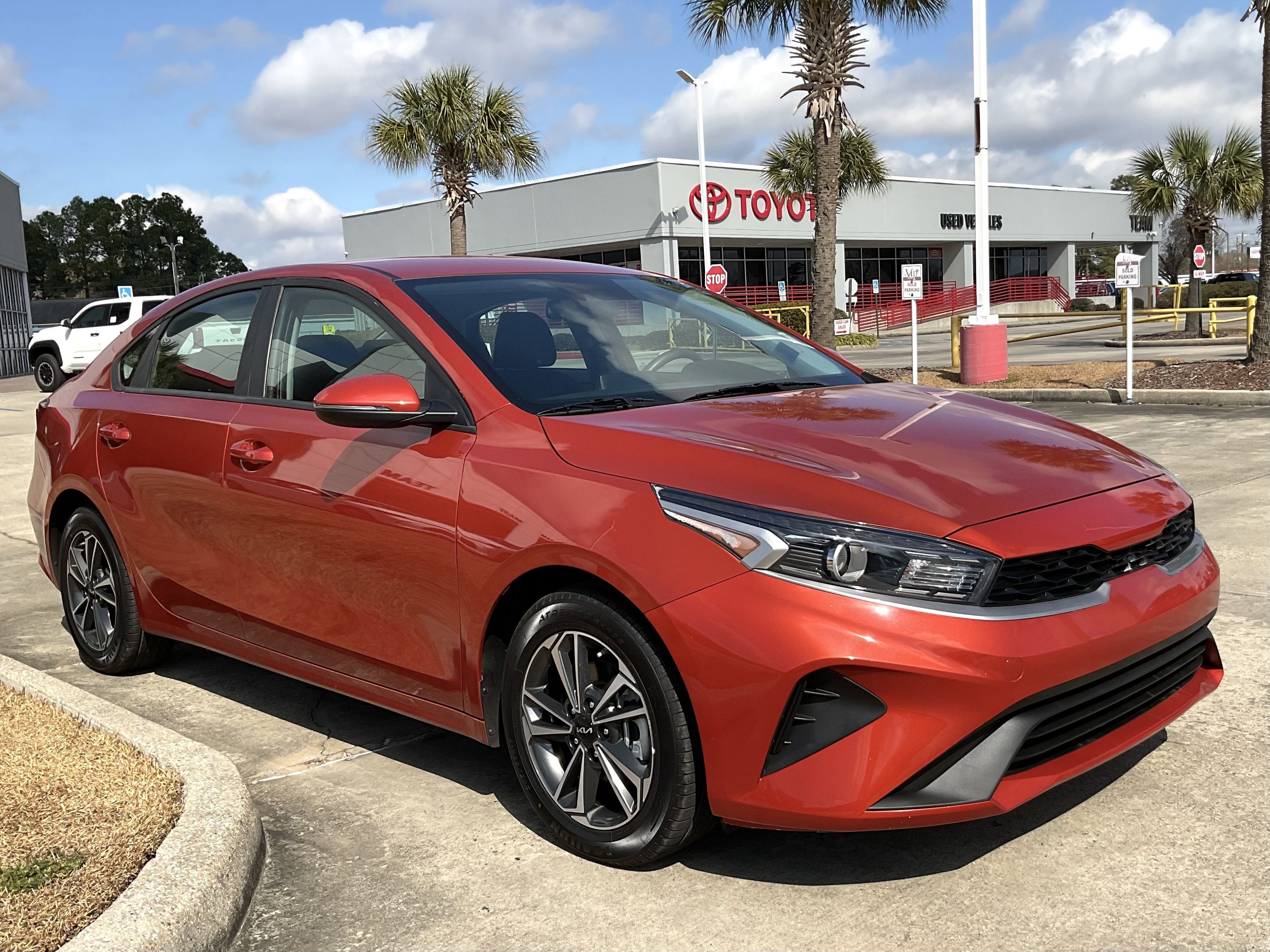2023 Kia Forte LXS