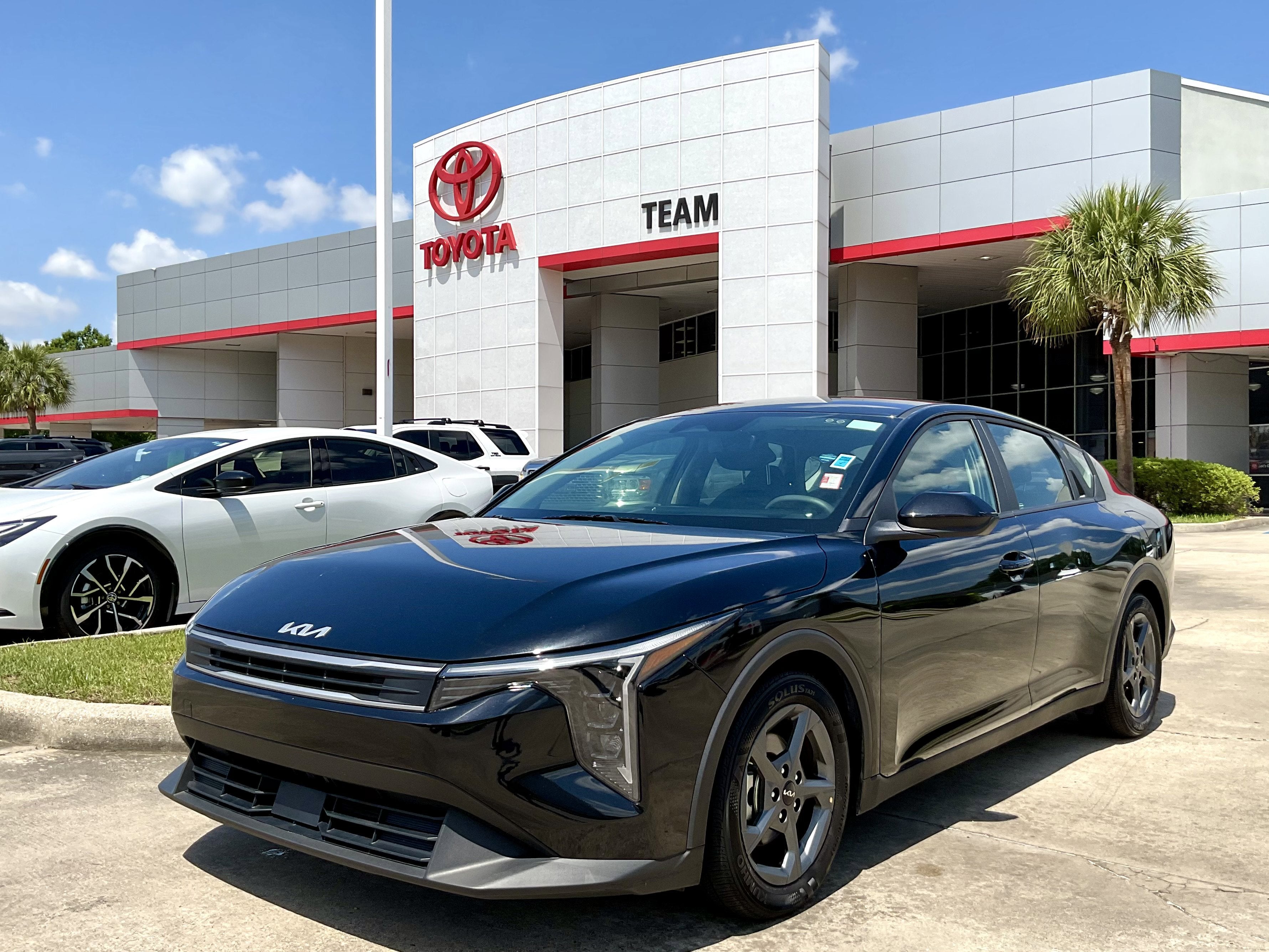 2025 Kia K4 LXS