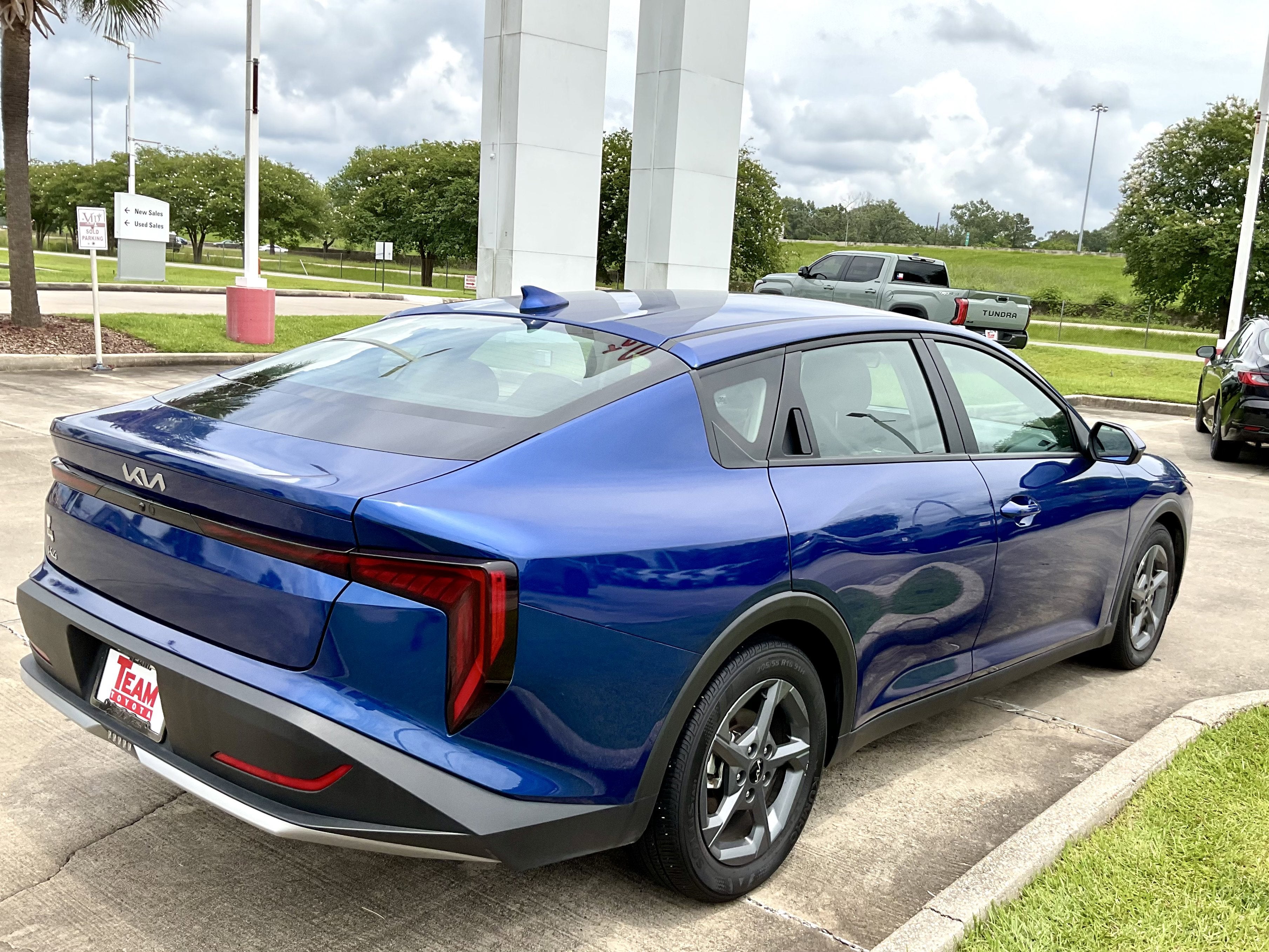 2025 Kia K4 LXS