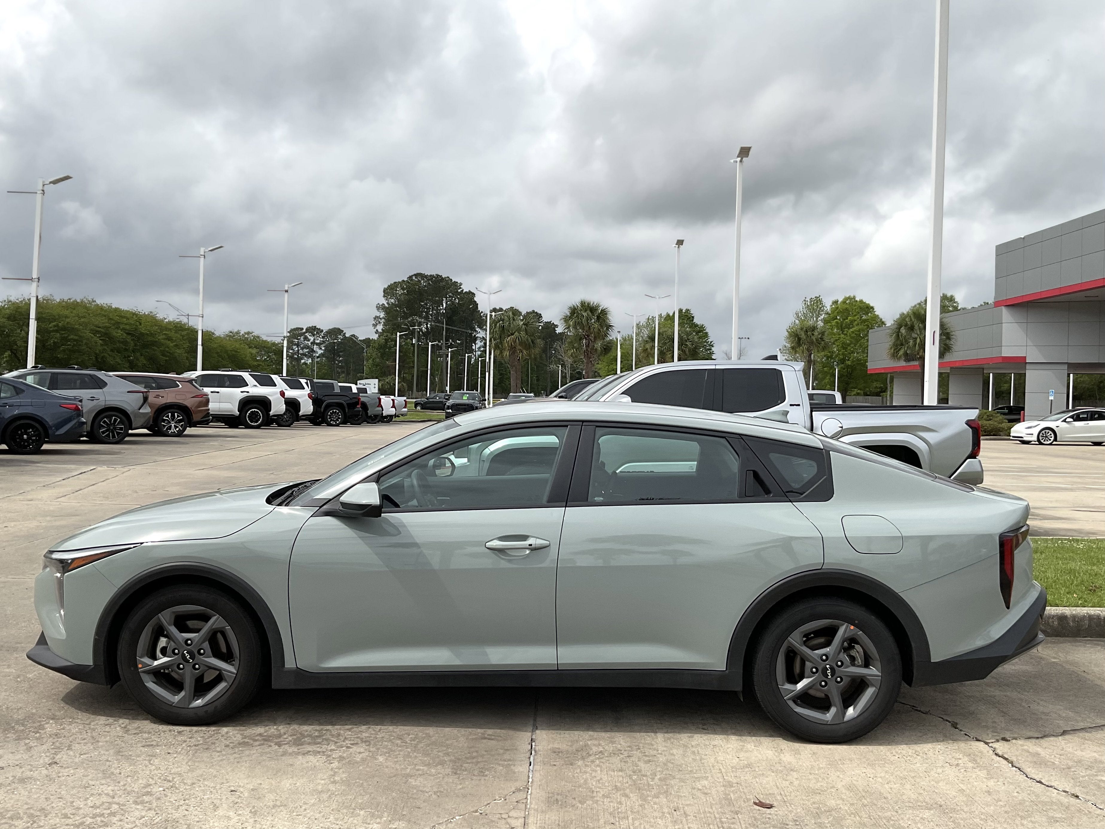 2025 Kia K4 LXS