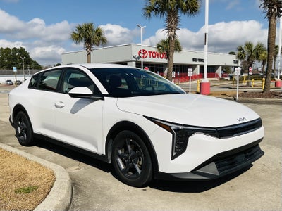 2025 Kia K4 LXS