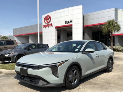 2025 Kia K4 LXS