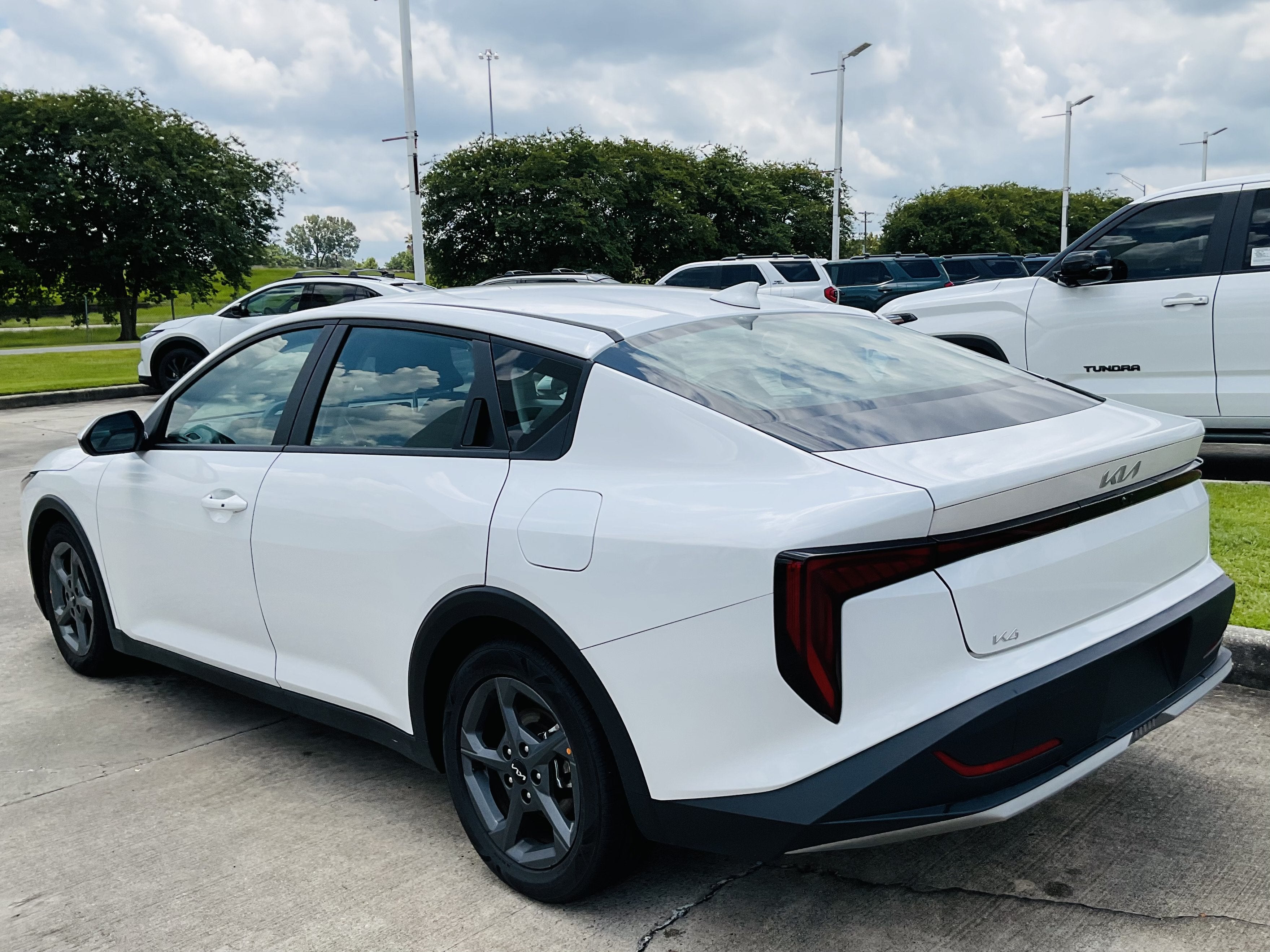 2025 Kia K4 LXS