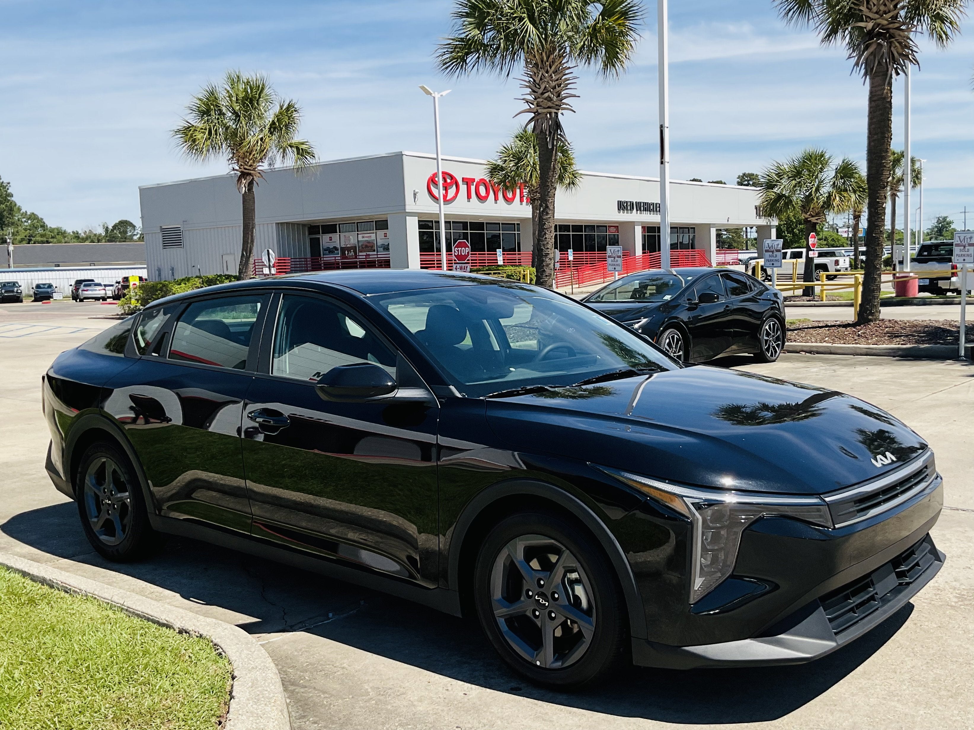 2025 Kia K4 LXS