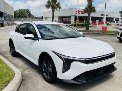 2025 Kia K4 LXS