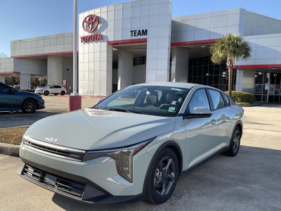 2025 Kia K4 LXS