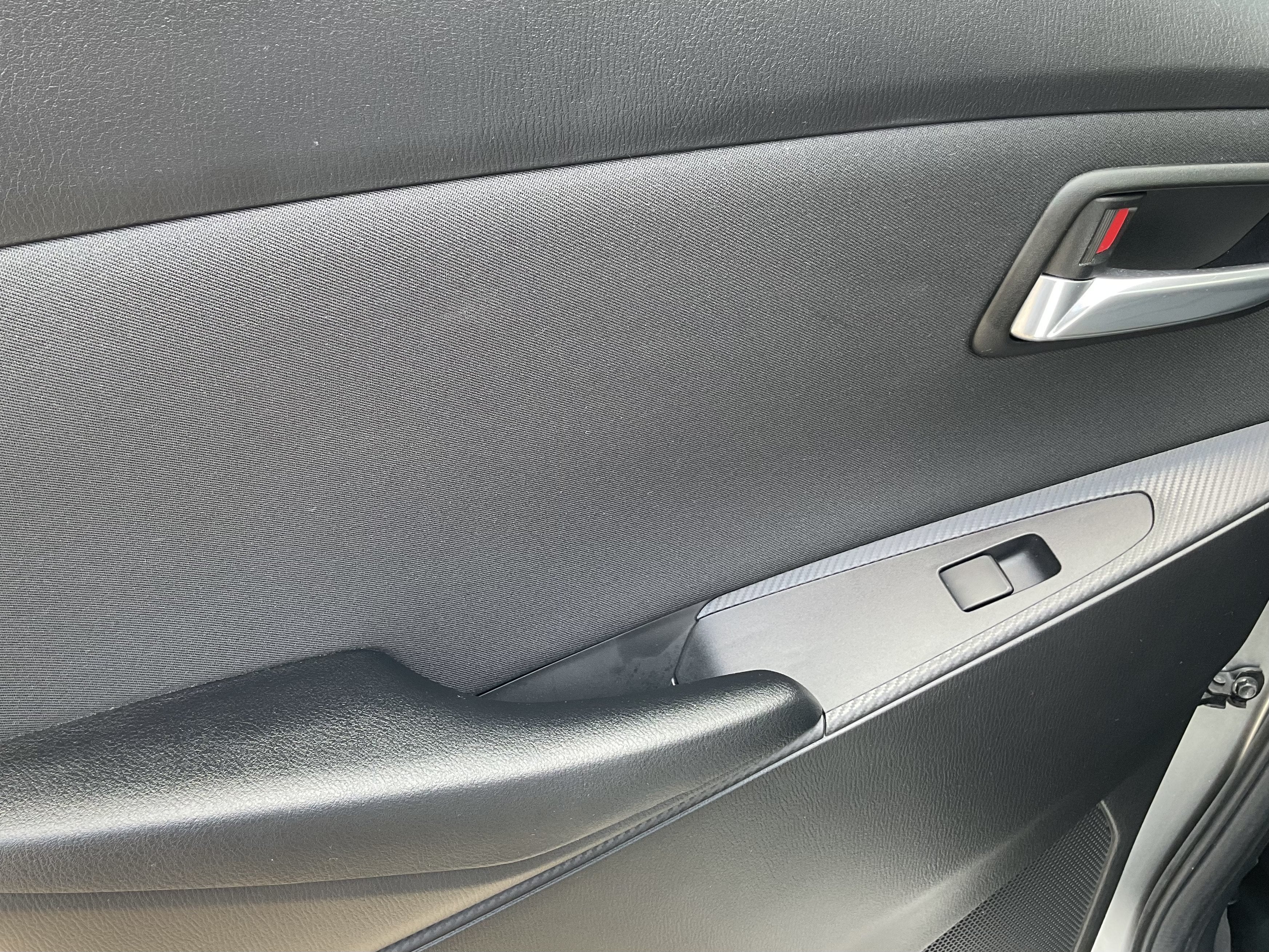 2016 Scion SCION iA 4dr Sdn Man (Natl)