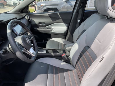 2023 Nissan Kicks SR