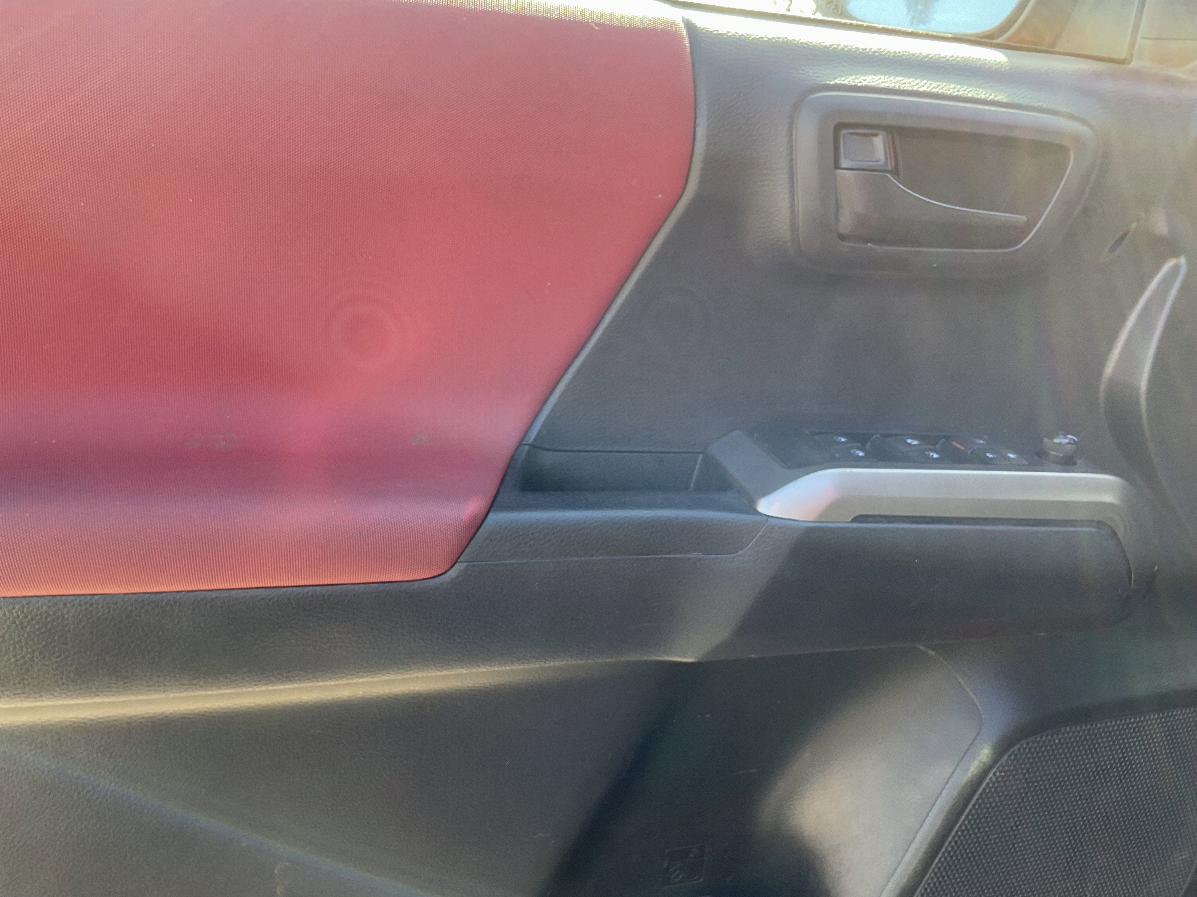 2022 Toyota TACOMA SR5 SR5