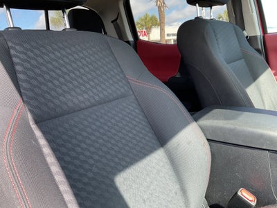 2022 Toyota TACOMA SR5 SR5