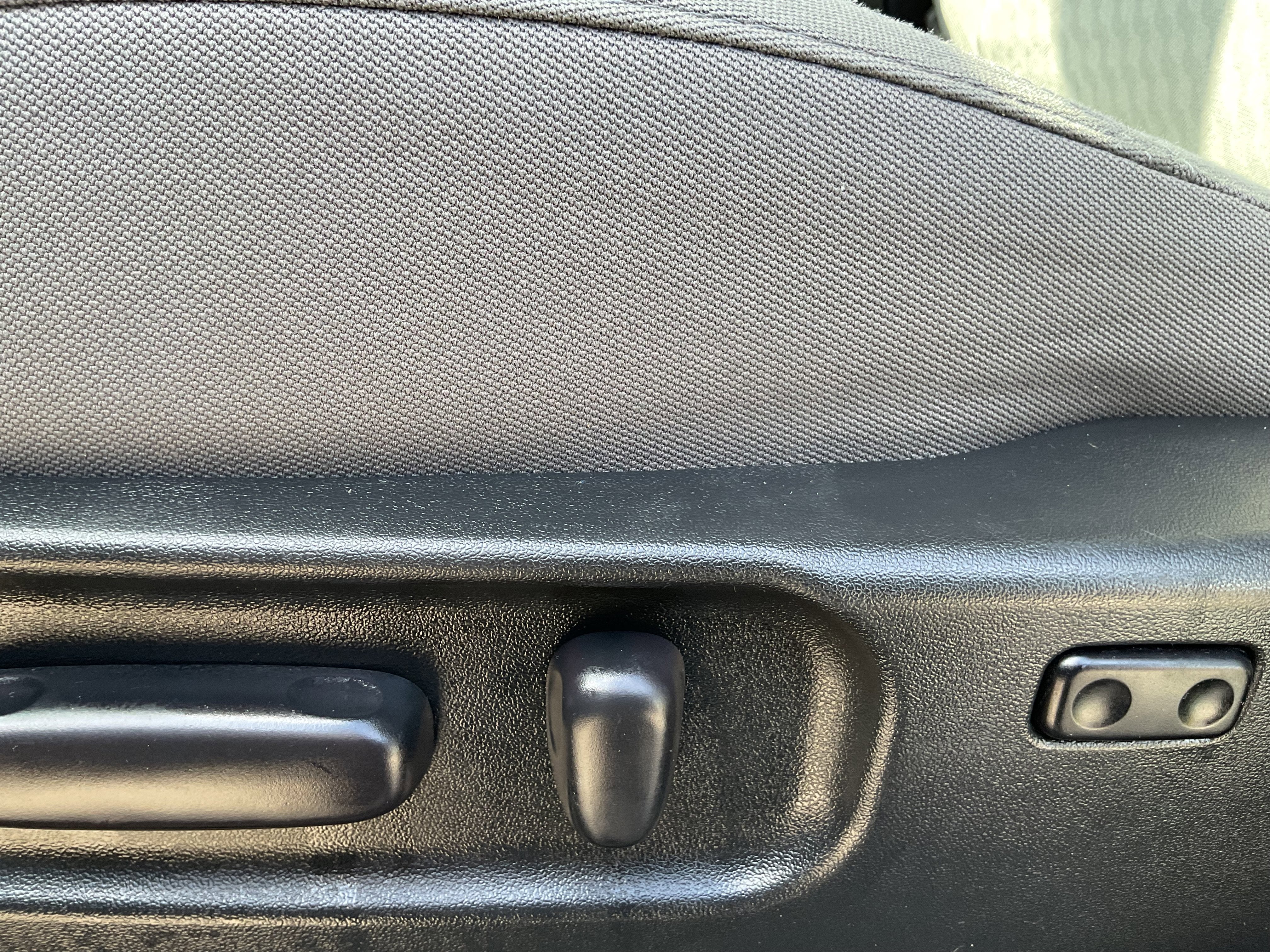 2022 Toyota TACOMA SR5 SR5