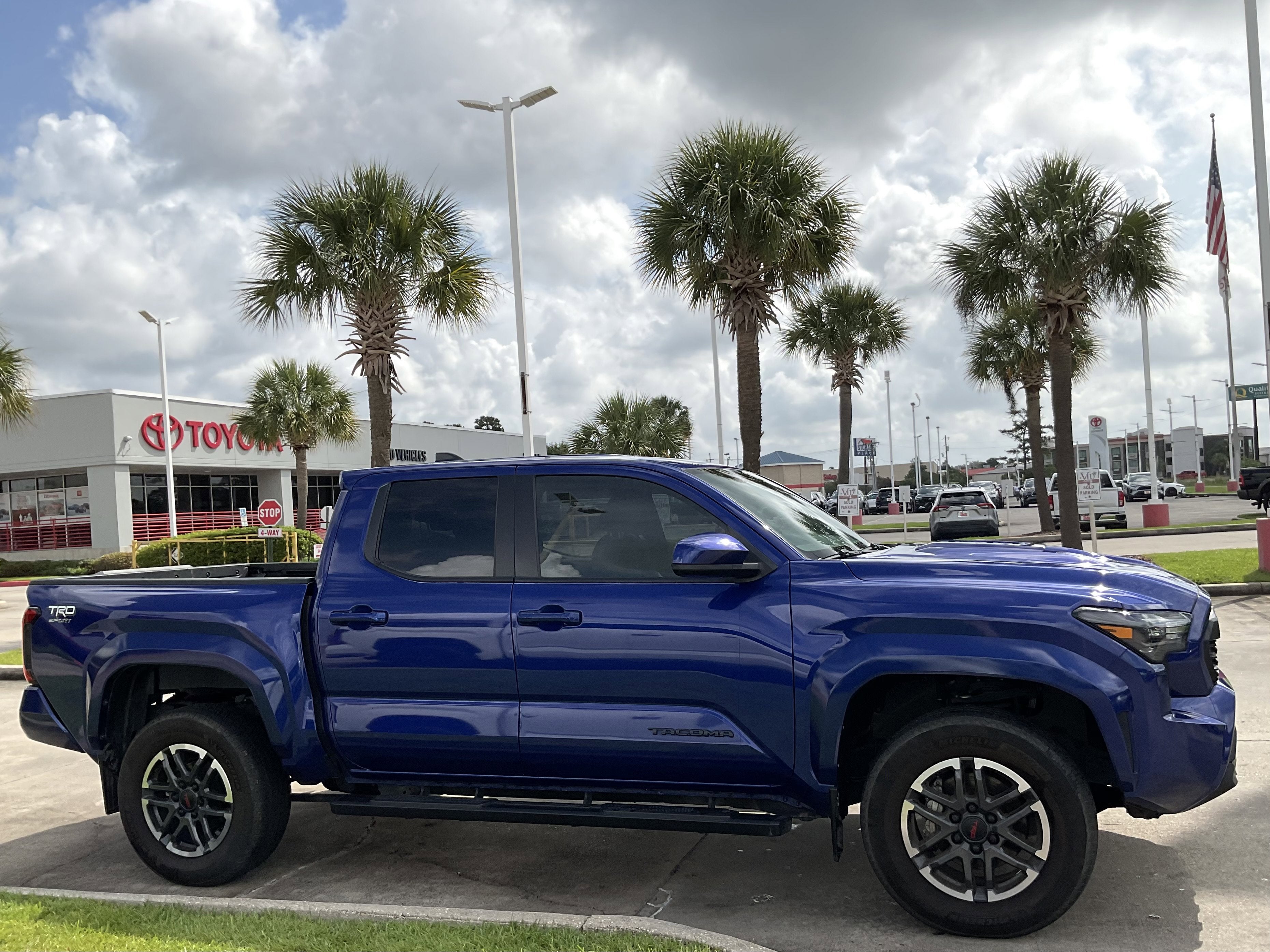2024 Toyota Tacoma TRD Sport
