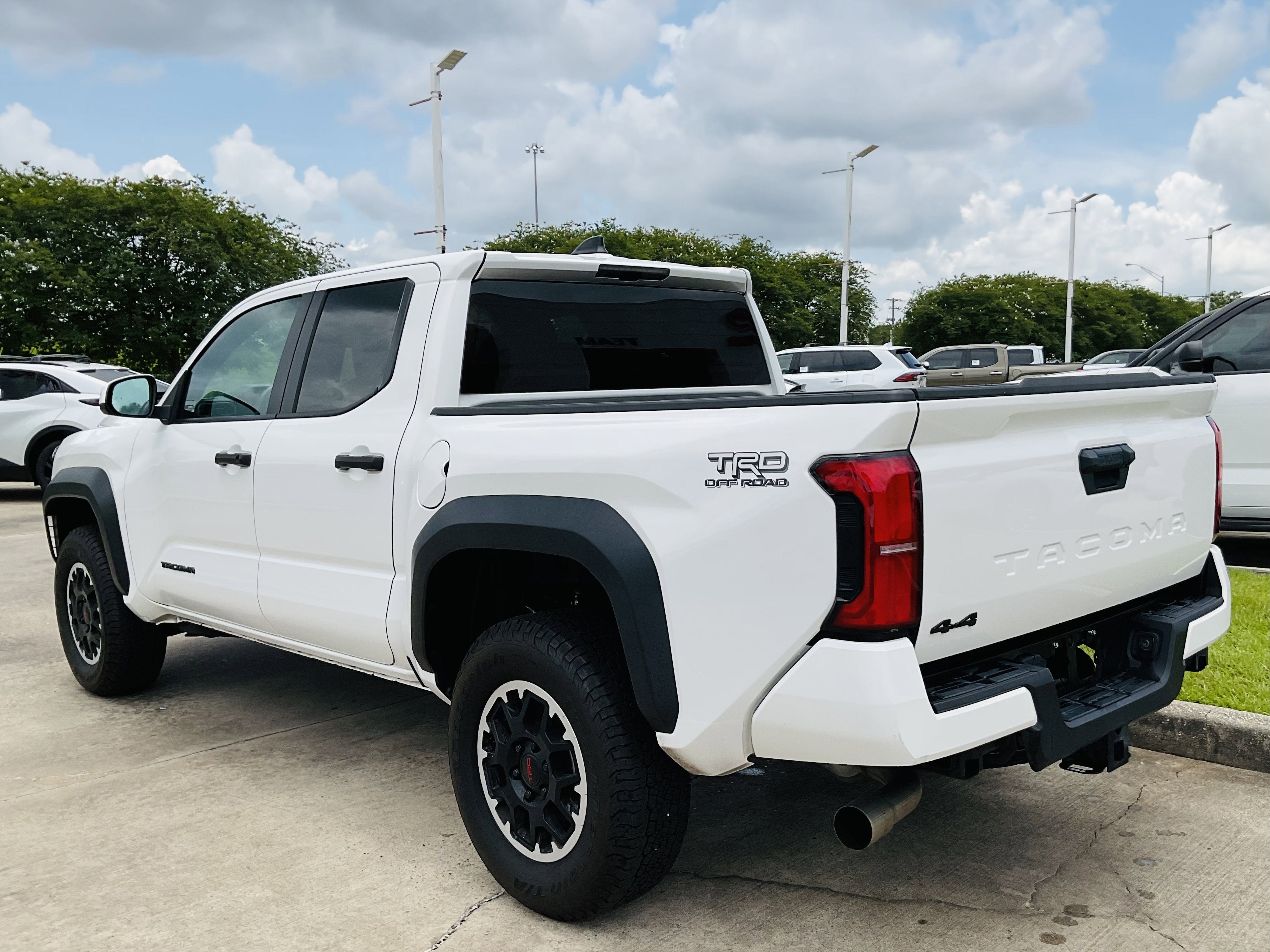 2024 Toyota TACOMA TRD OFFRD TRD Off Road