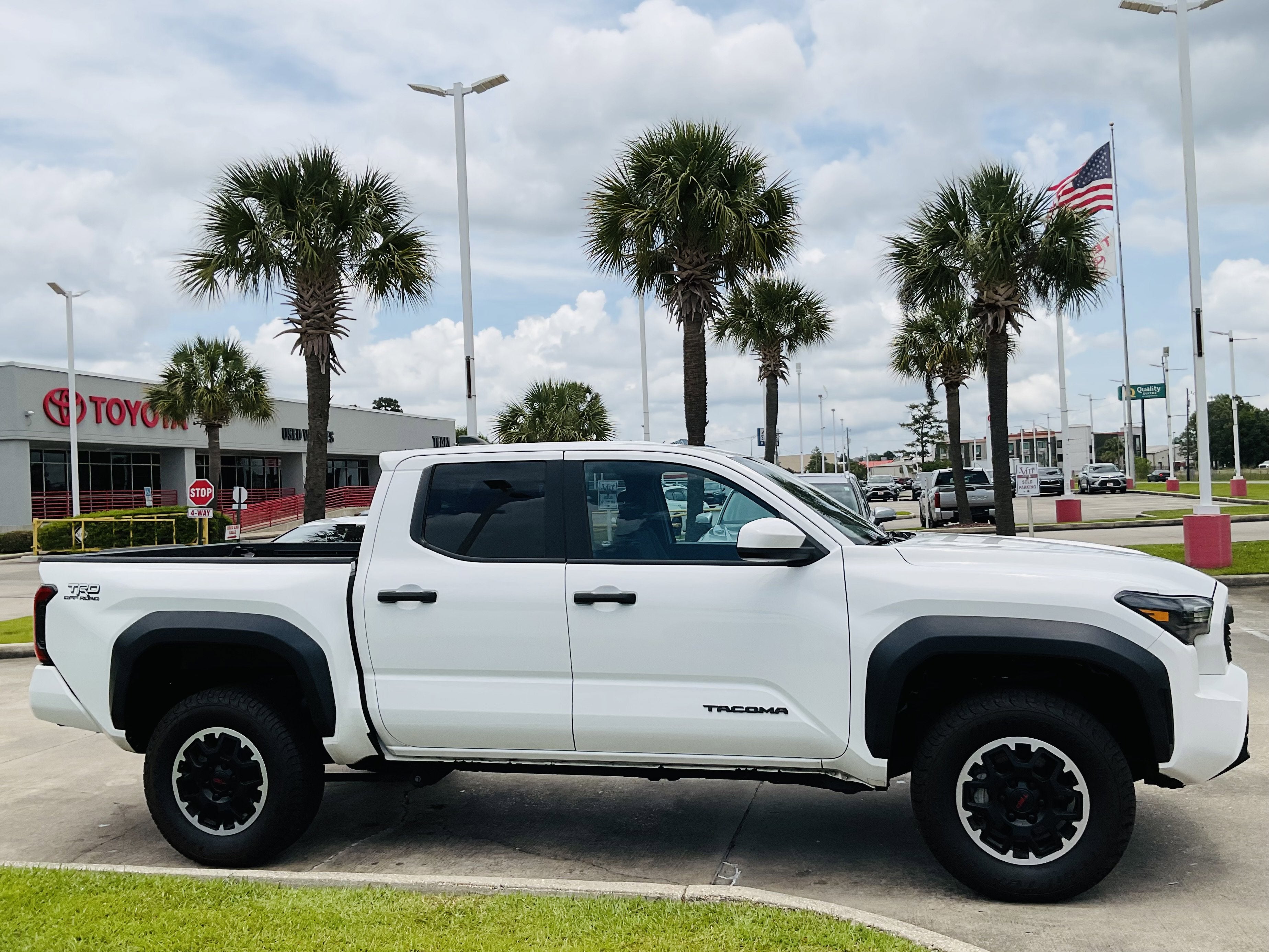 2024 Toyota TACOMA TRD OFFRD TRD Off Road