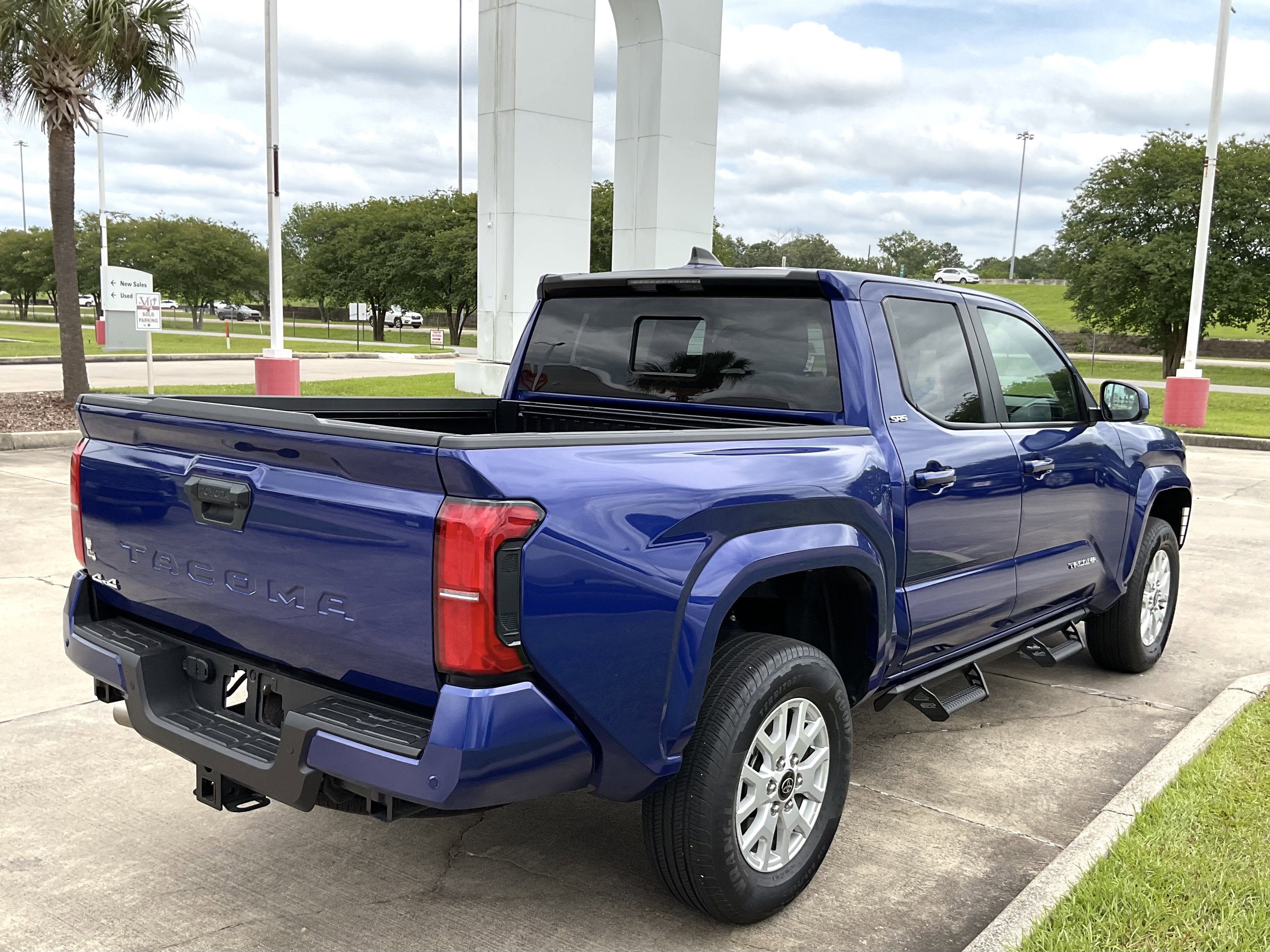 2025 Toyota TACOMA SR5 Limited