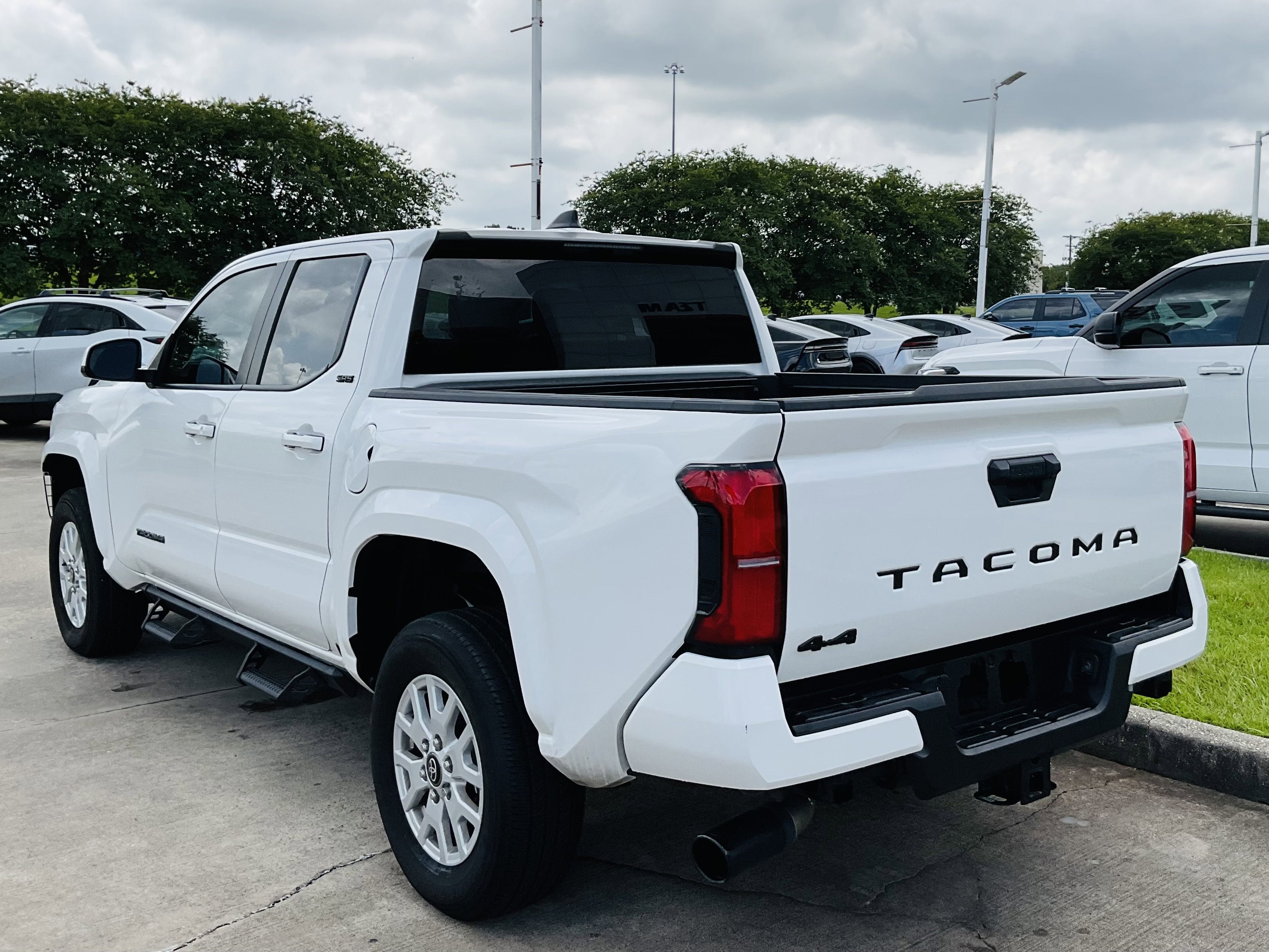 2025 Toyota Tacoma SR5