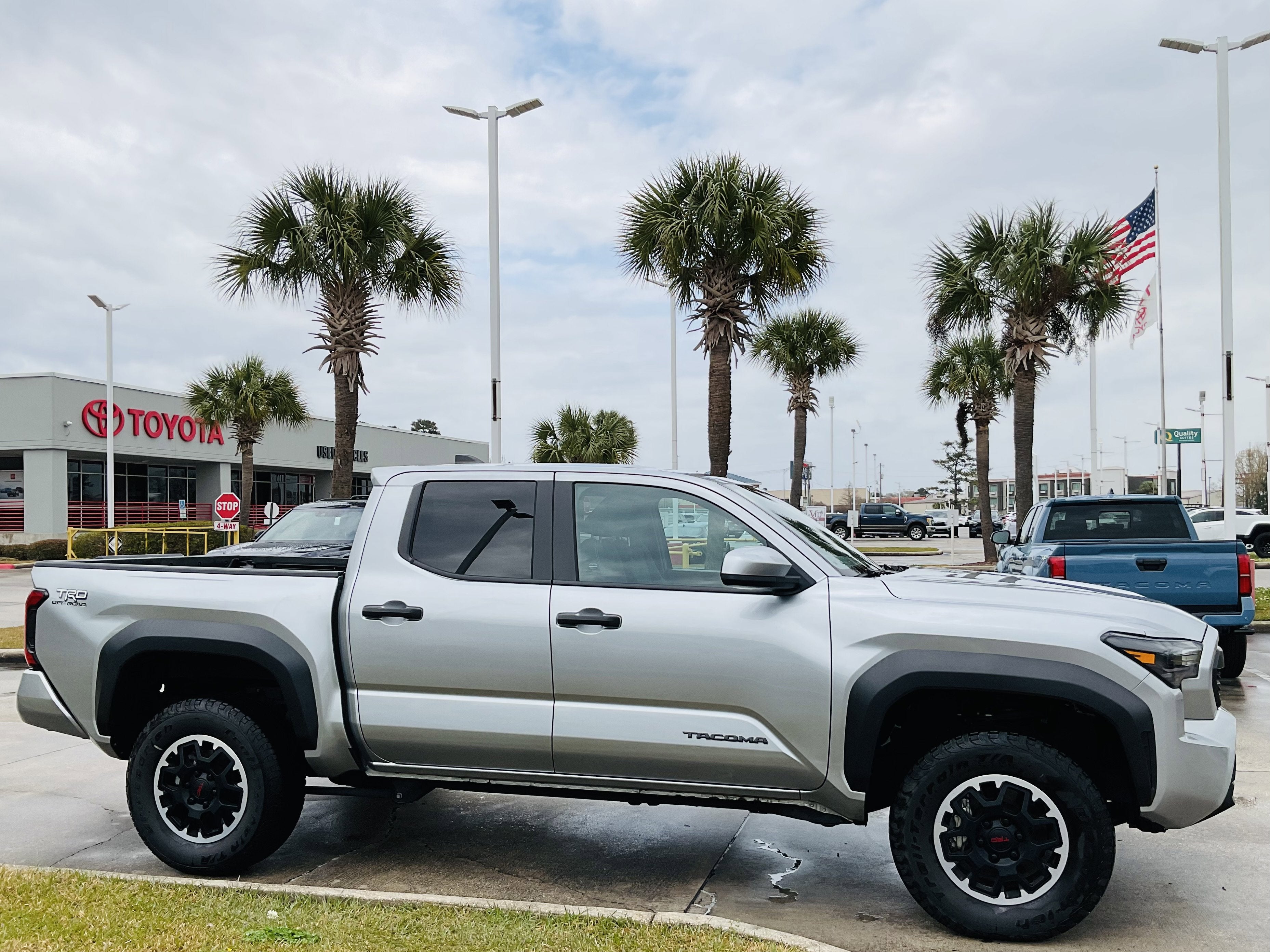 2024 Toyota TACOMA TRD OFFRD TRD Off Road