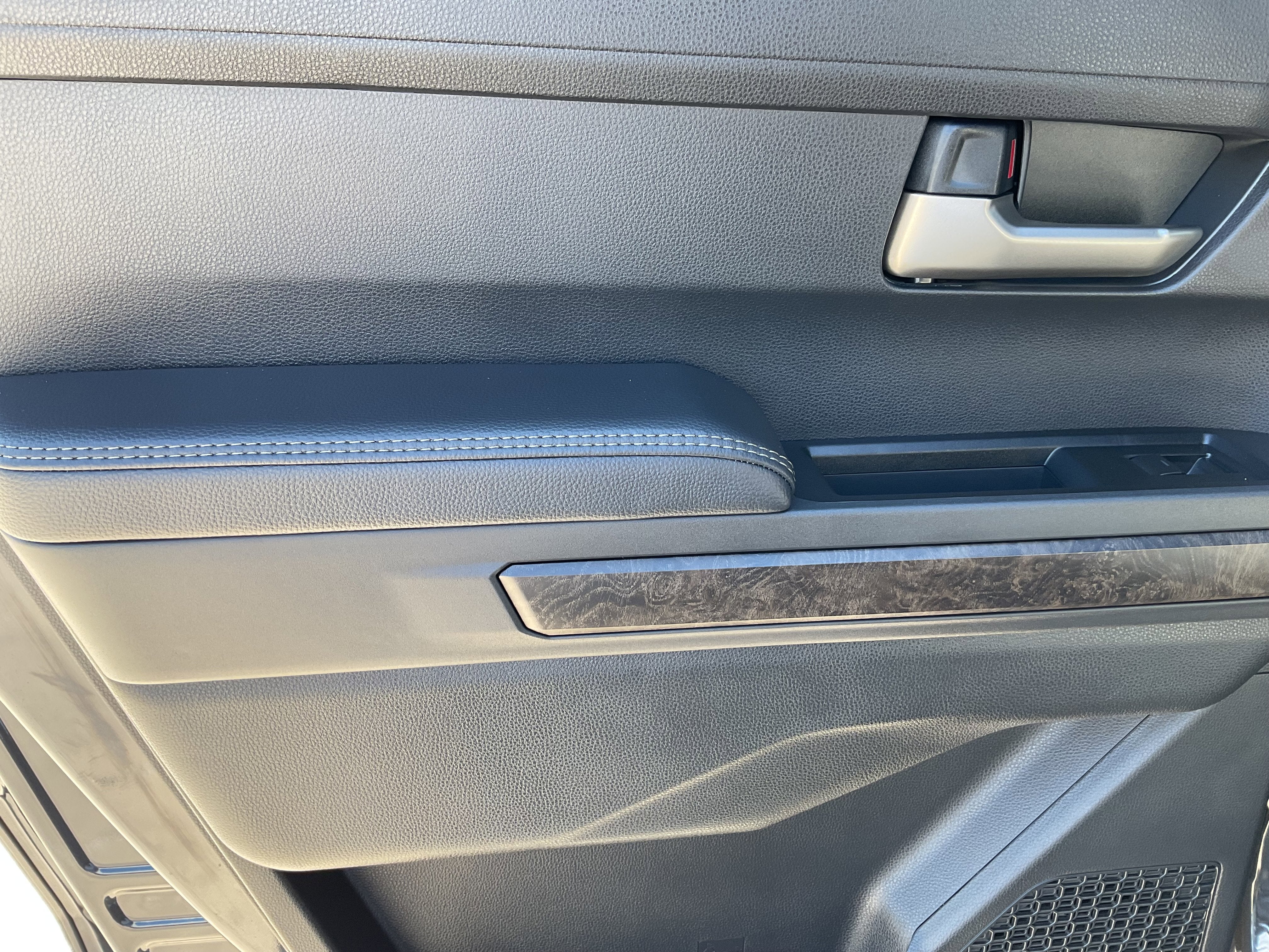 2025 Toyota TACOMA LIMITED TRD Sport